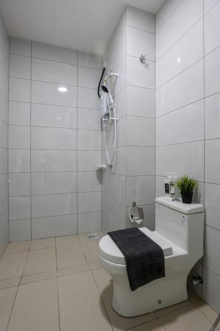 Amber Cove 2BR WIFI Kitchen New Unit 2 Bathroom photo 2