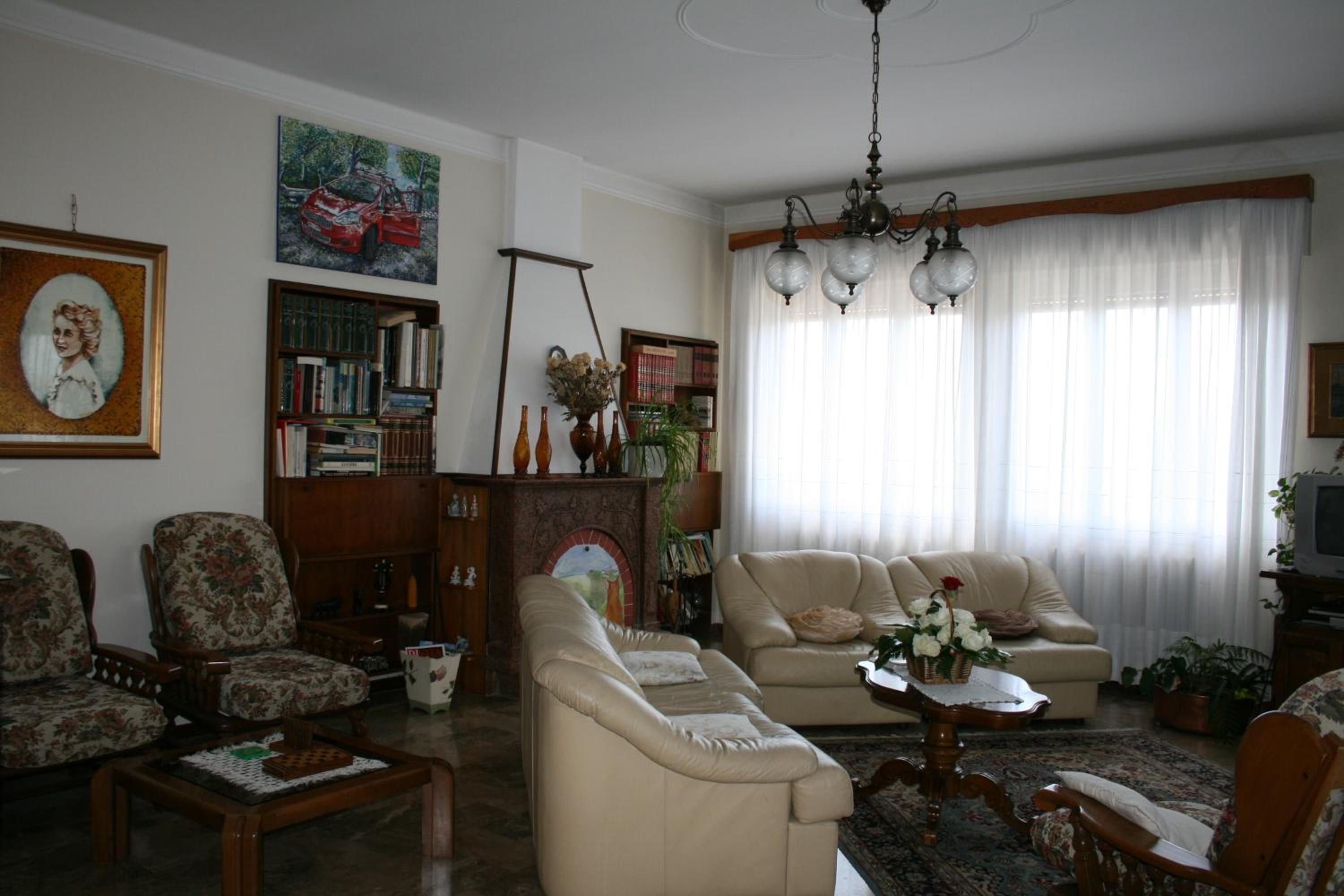 Photo 38