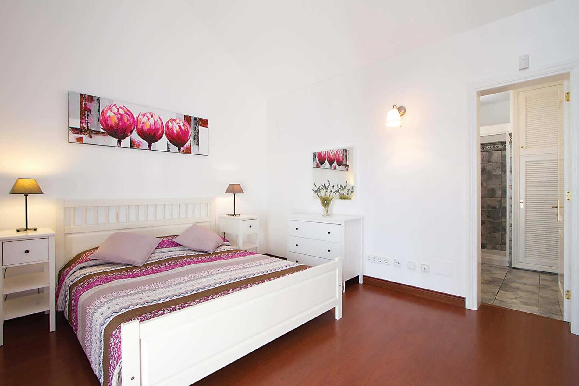 Villa Sofia, central 3 bed in Puerto del Carmen view 5