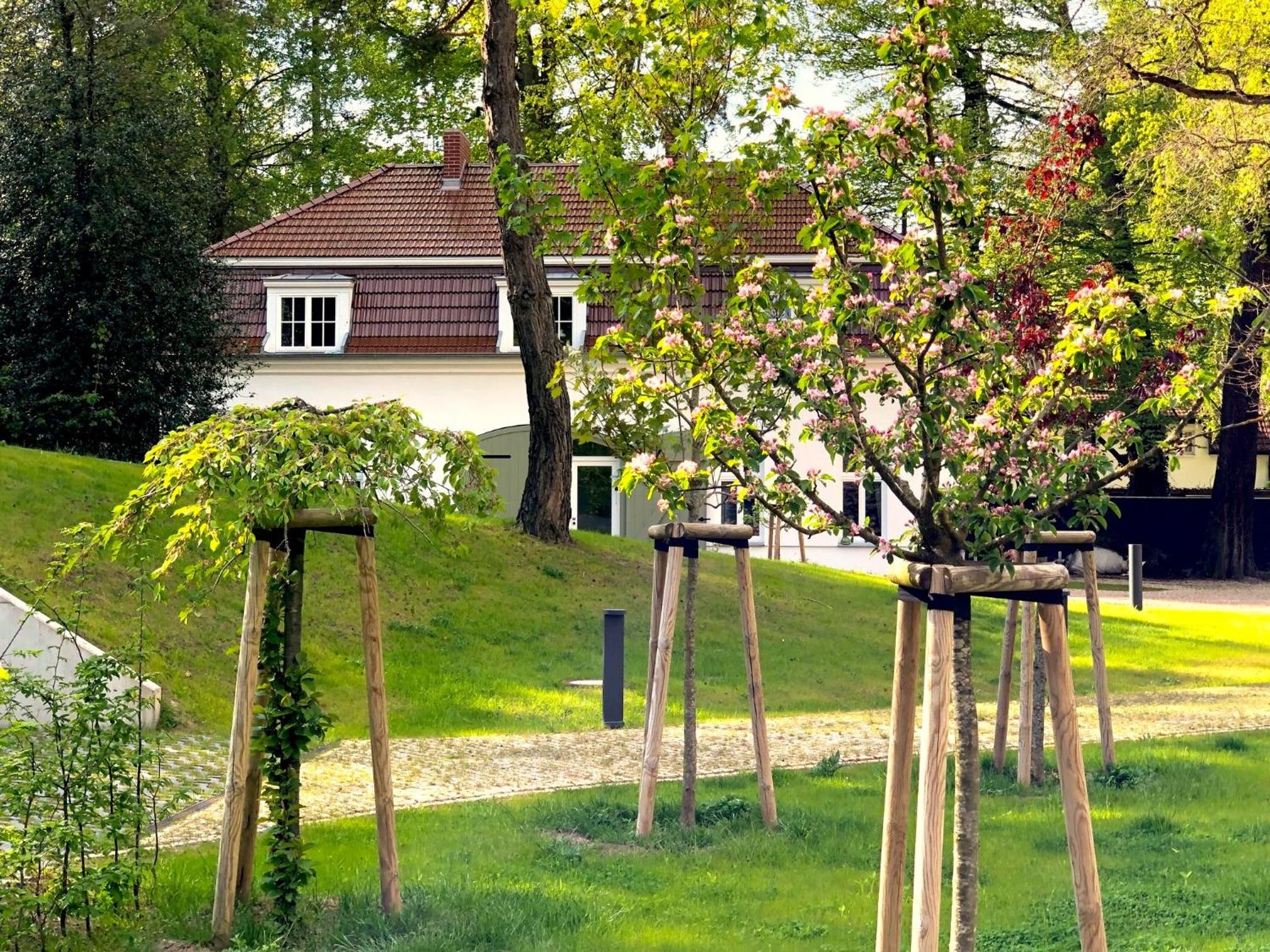 Coach House