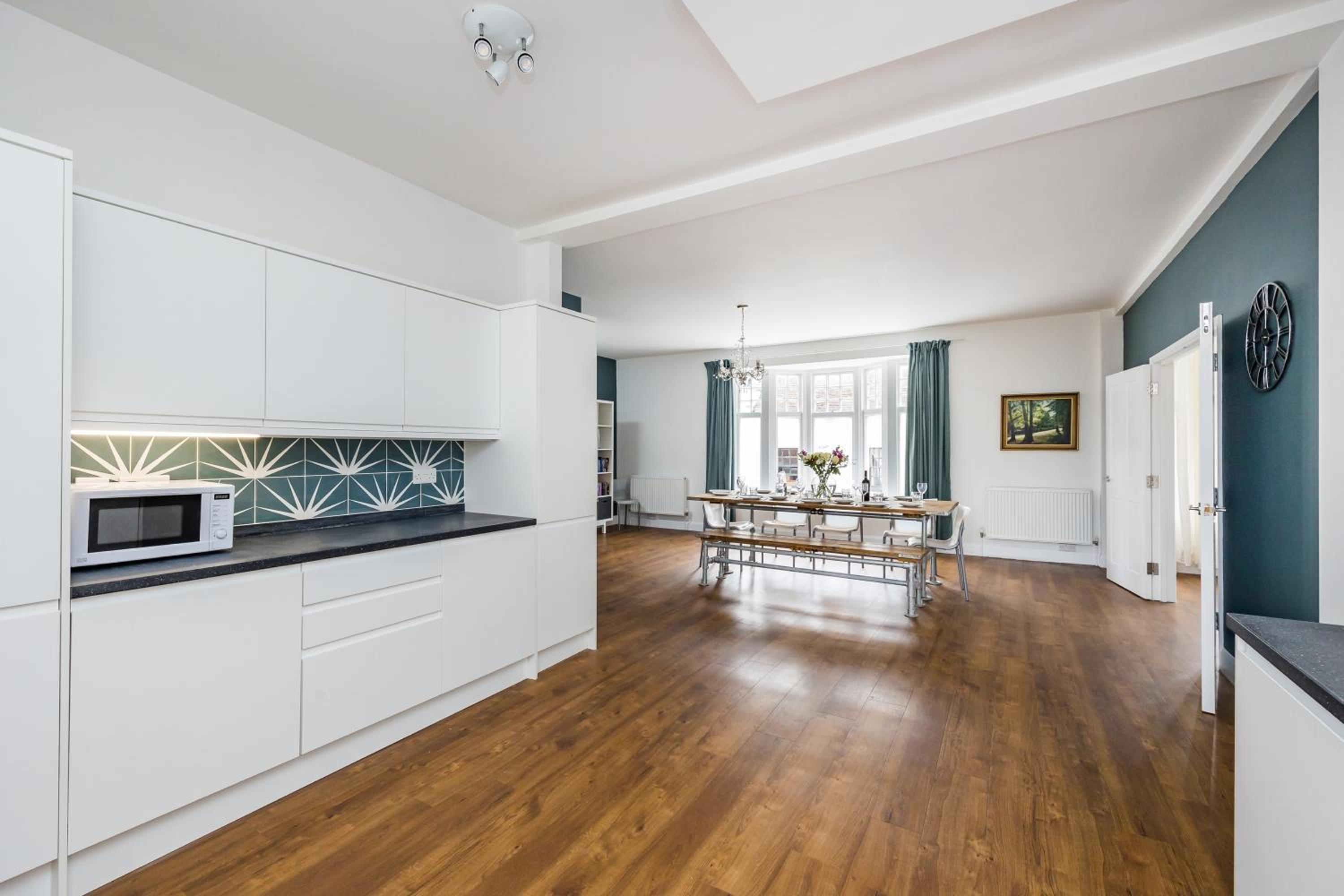 Ascot House Apartment