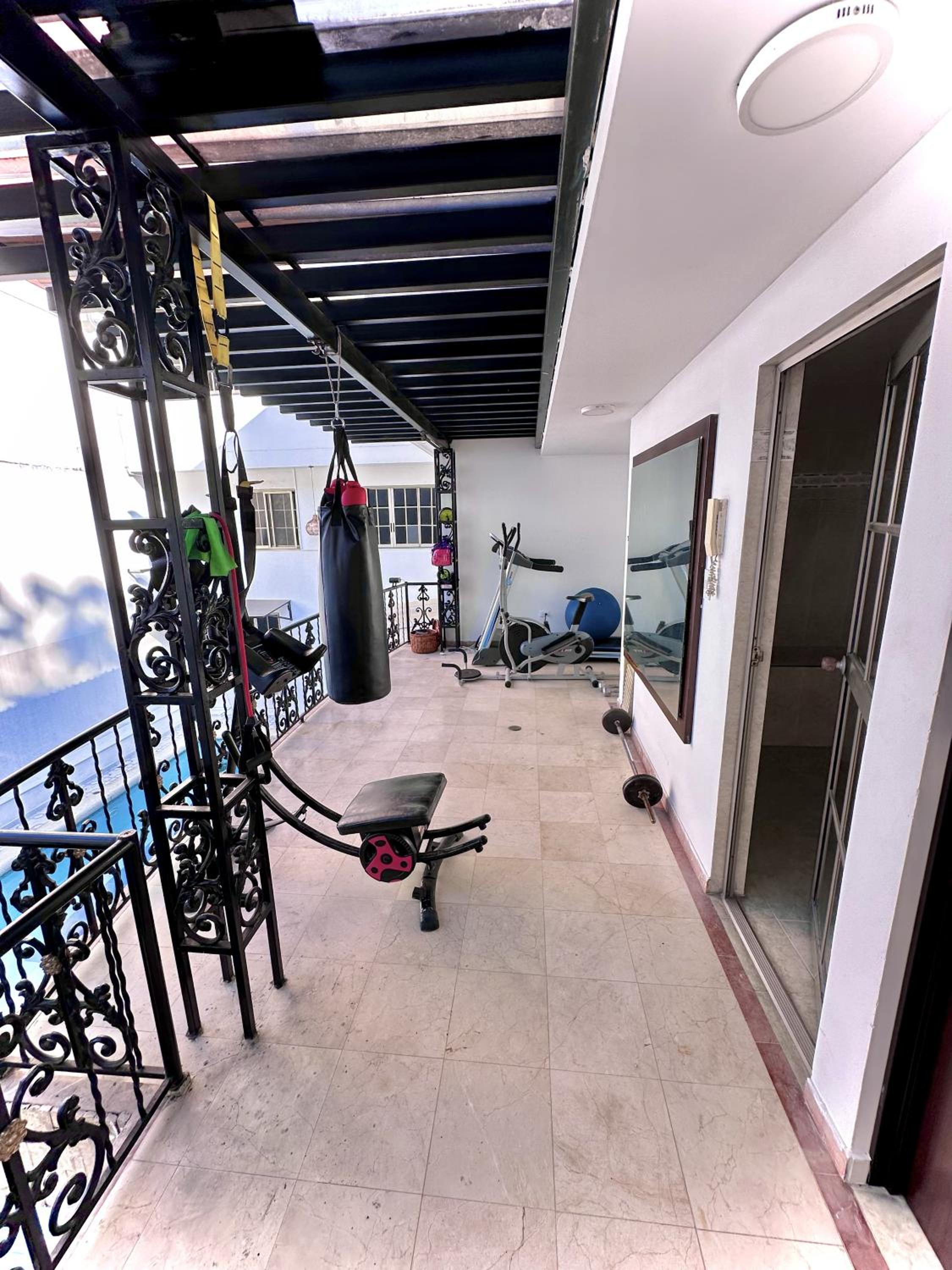 The View Hostel & Lounge