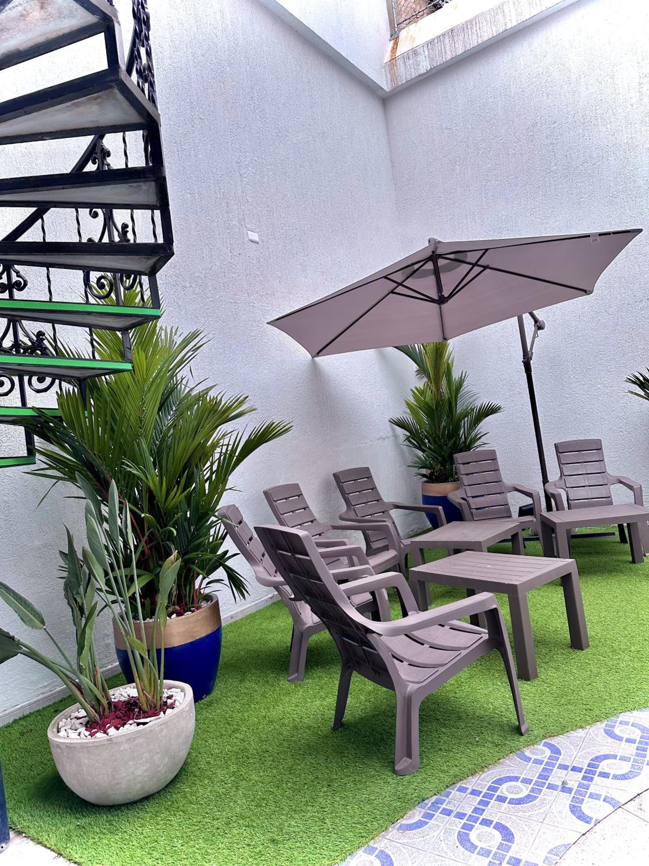 The View Hostel & Lounge