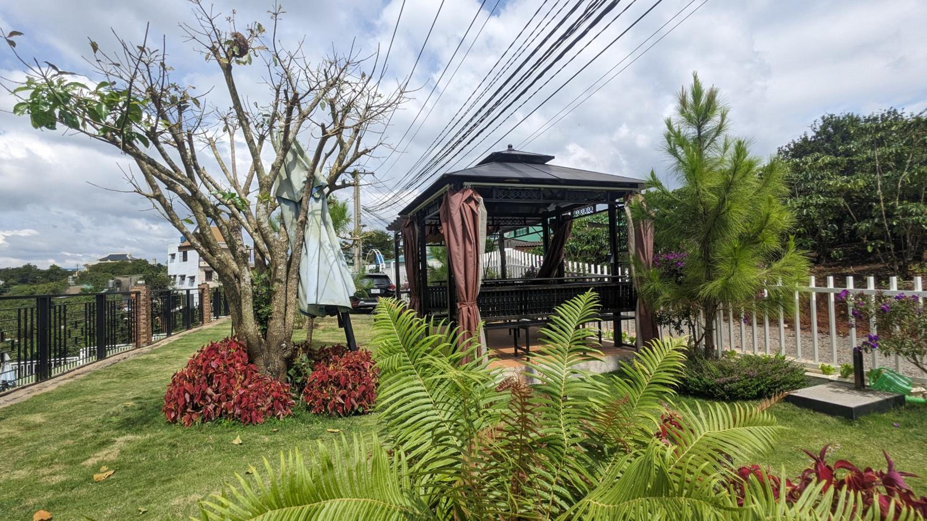METRO HOMESTAY