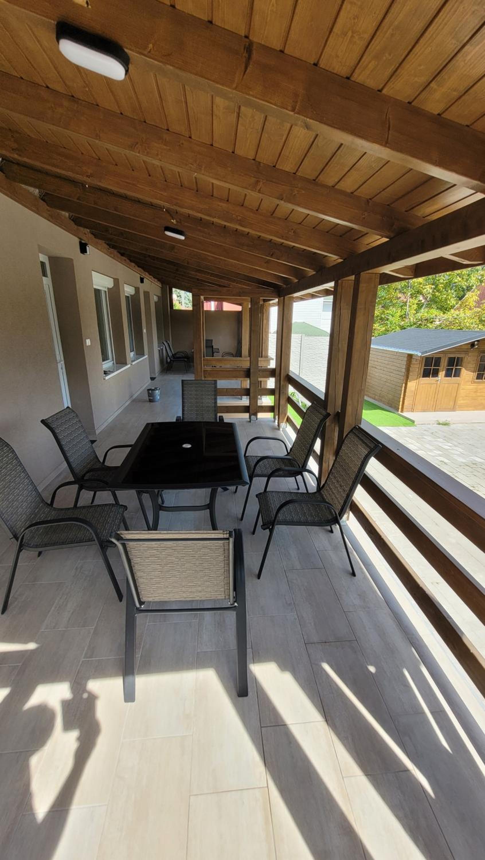Vörösmarty Apartmanok