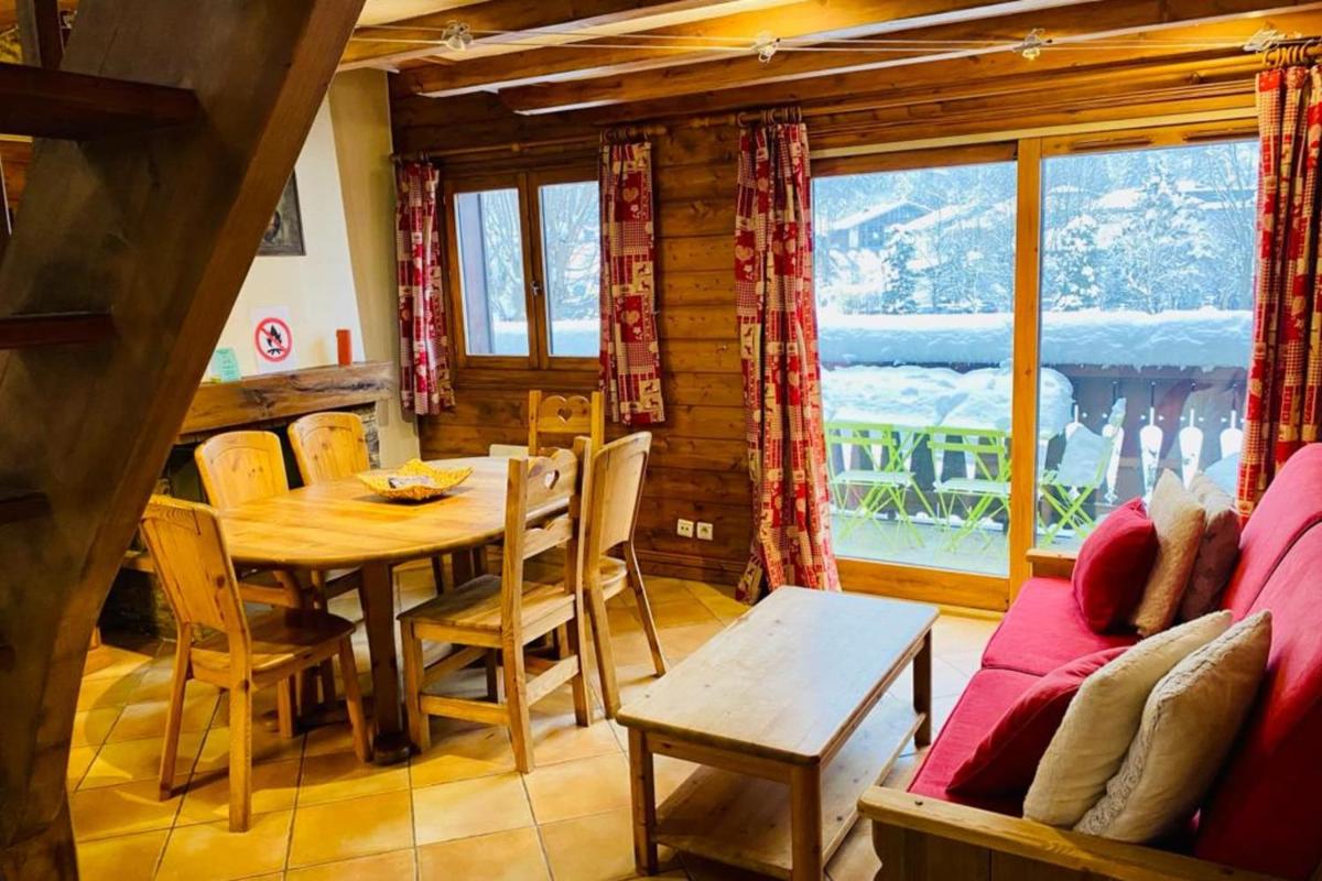 Mont Blanc View Apt In The Heart Of Chamonix view 3