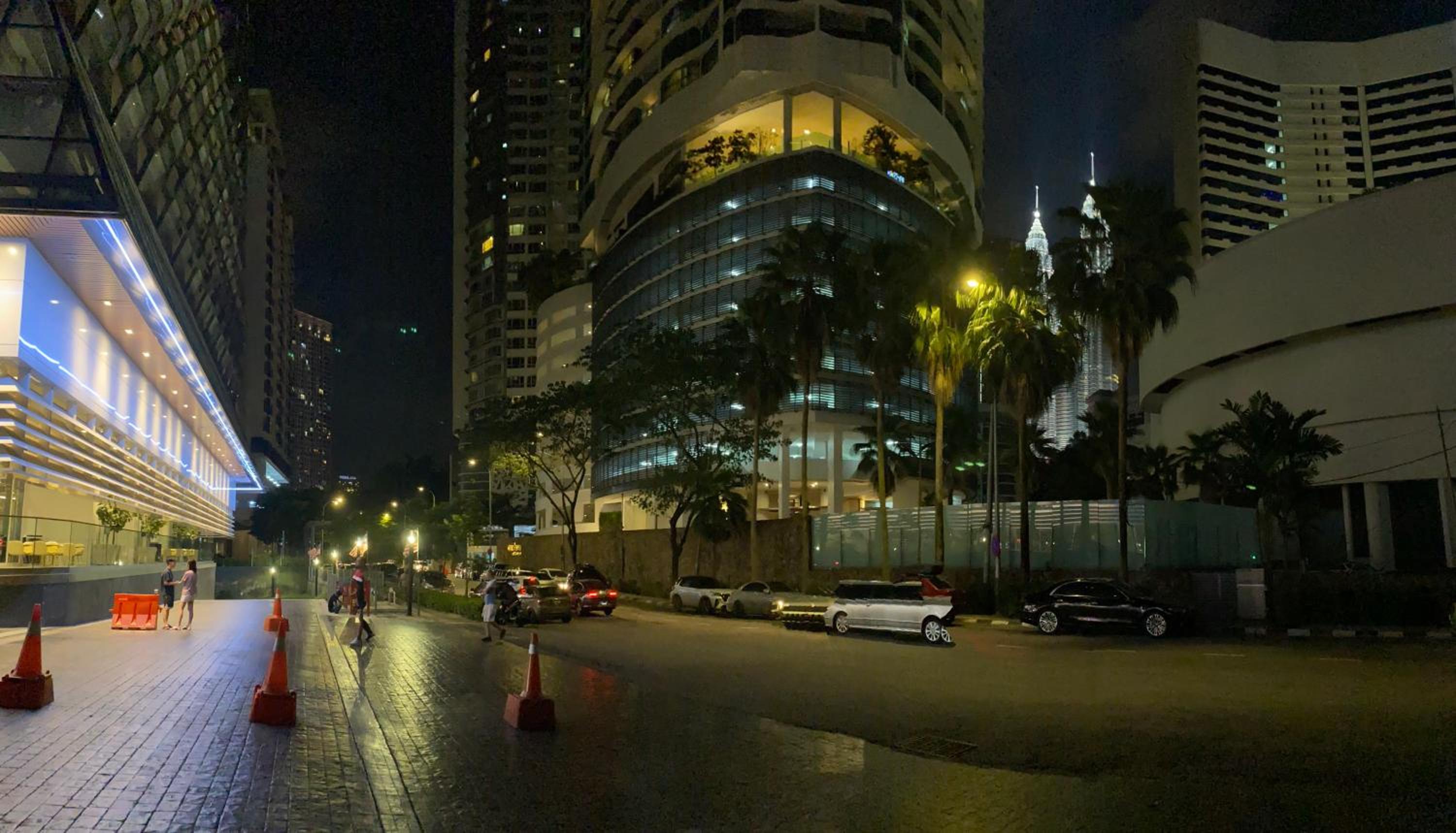 Summer Suits KLCC by Castle Classy