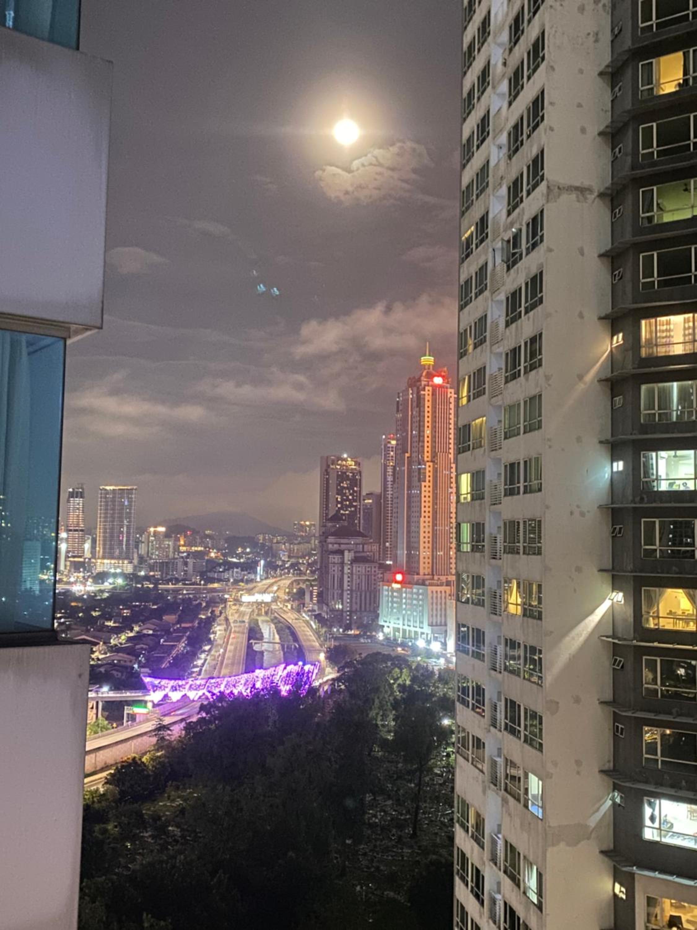 Summer Suits KLCC by Castle Classy