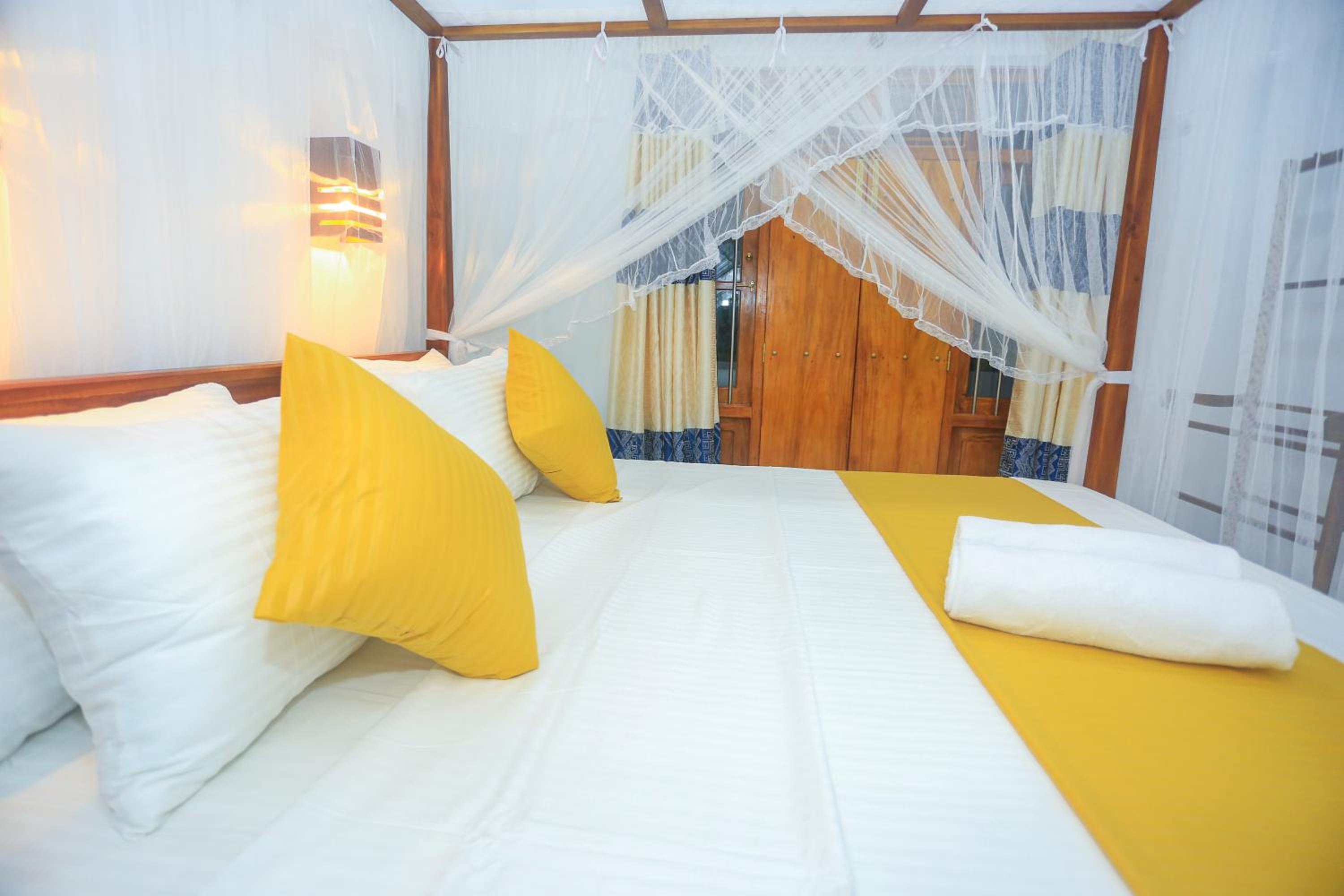 Life House Unawatuna