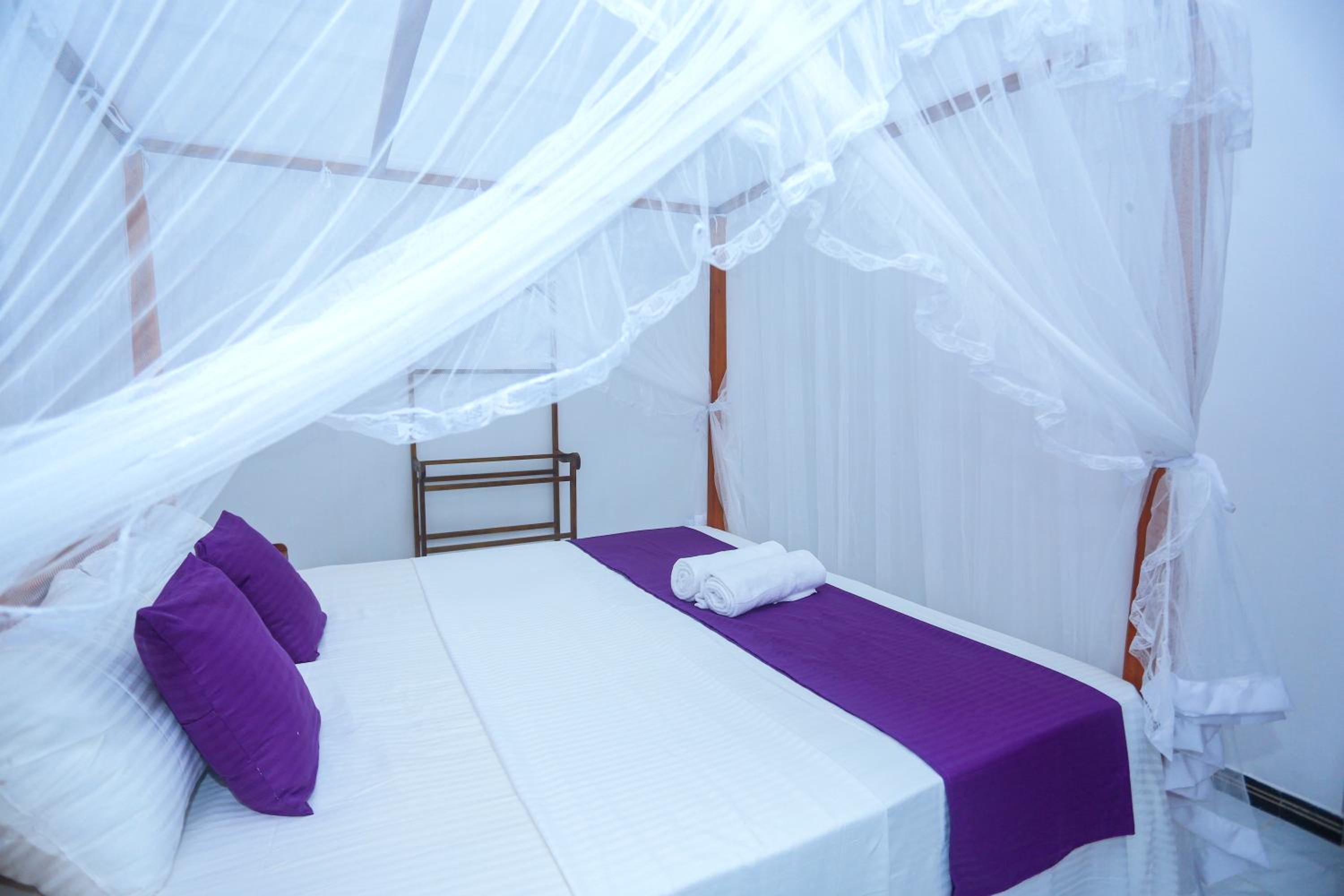 Life House Unawatuna