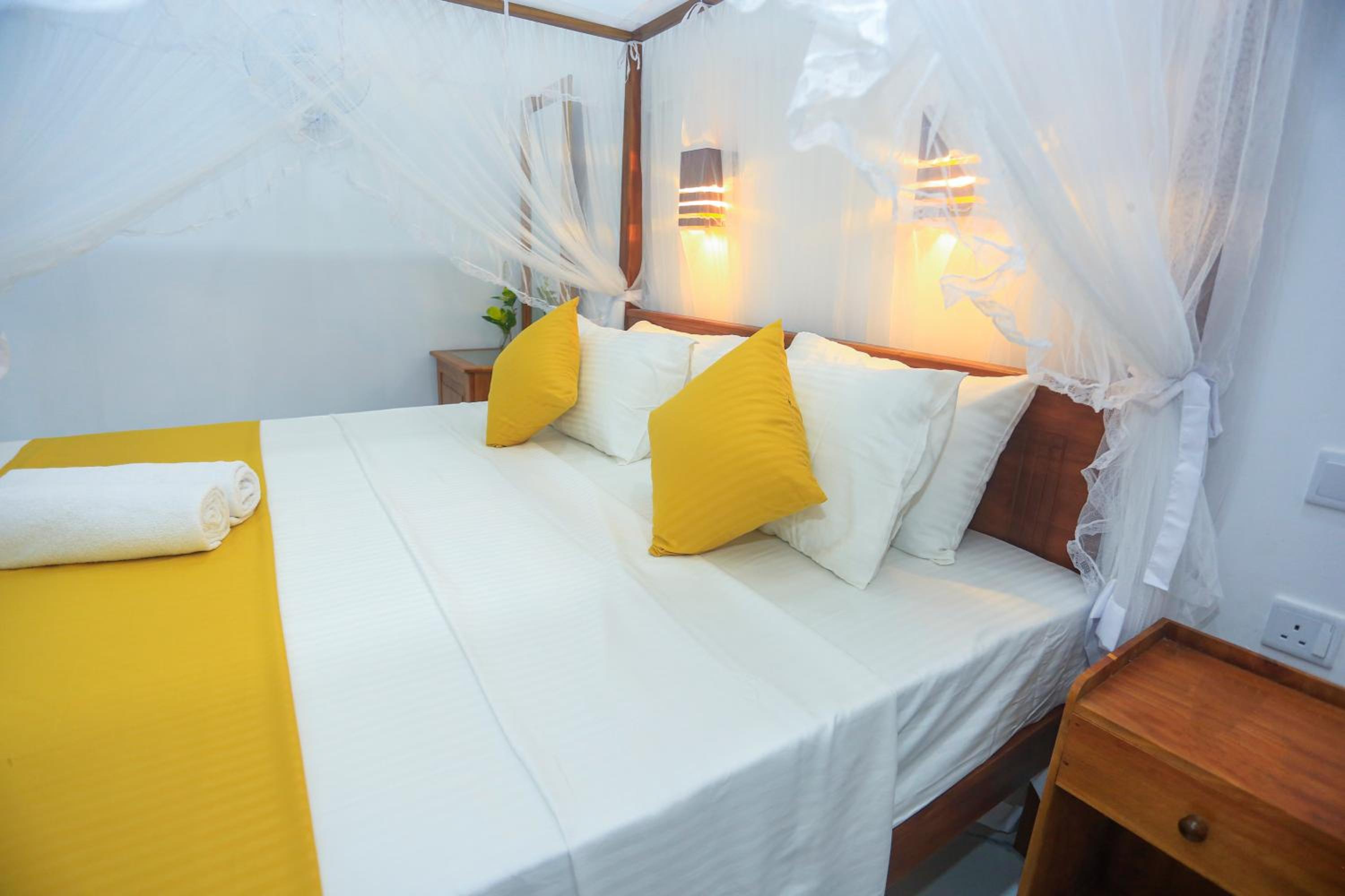 Life House Unawatuna