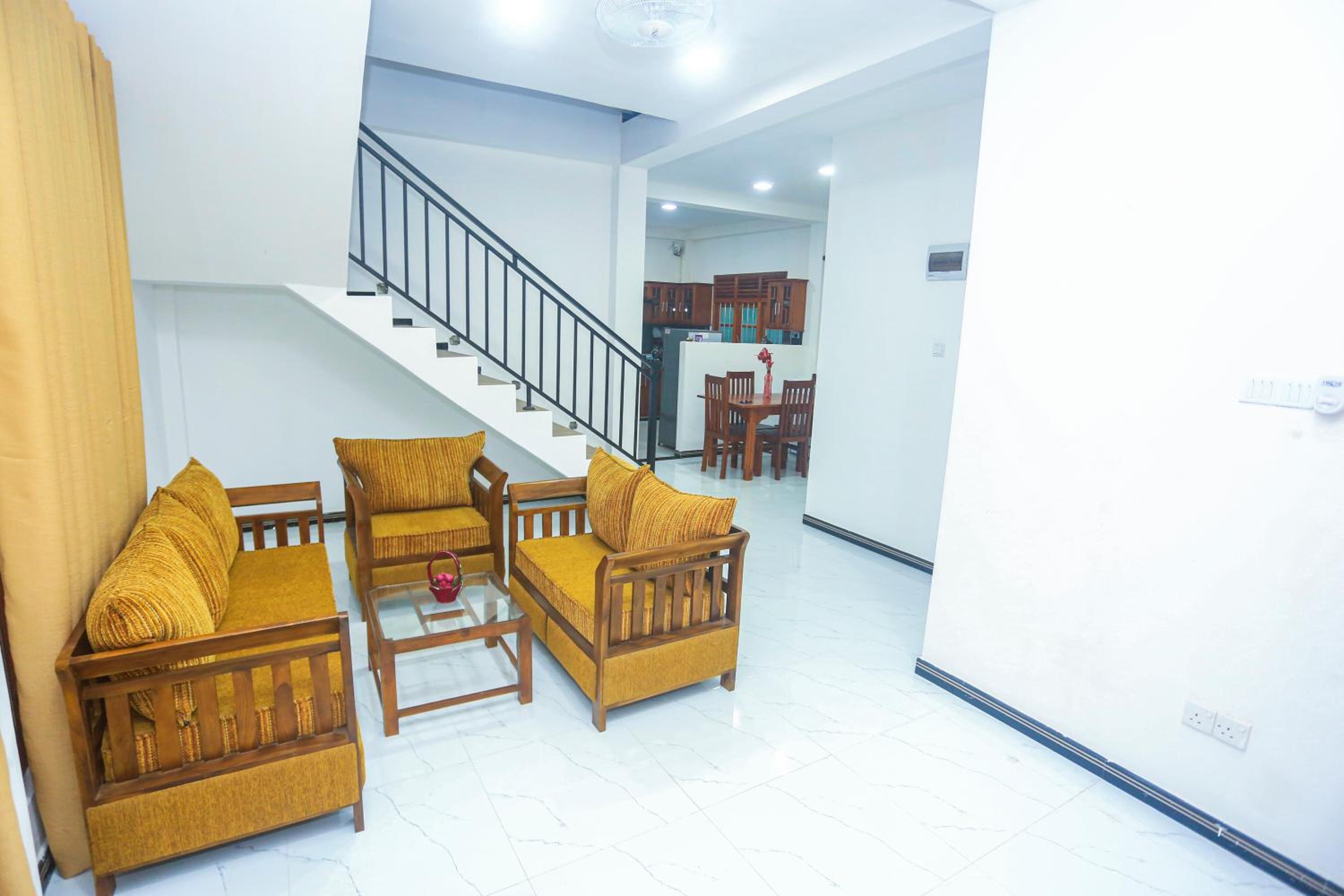 Life House Unawatuna