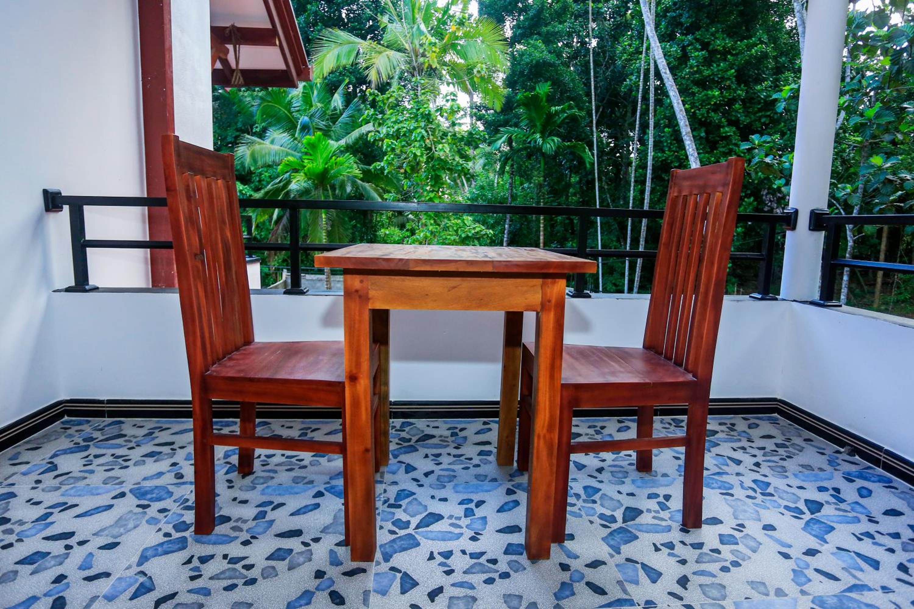 Life House Unawatuna