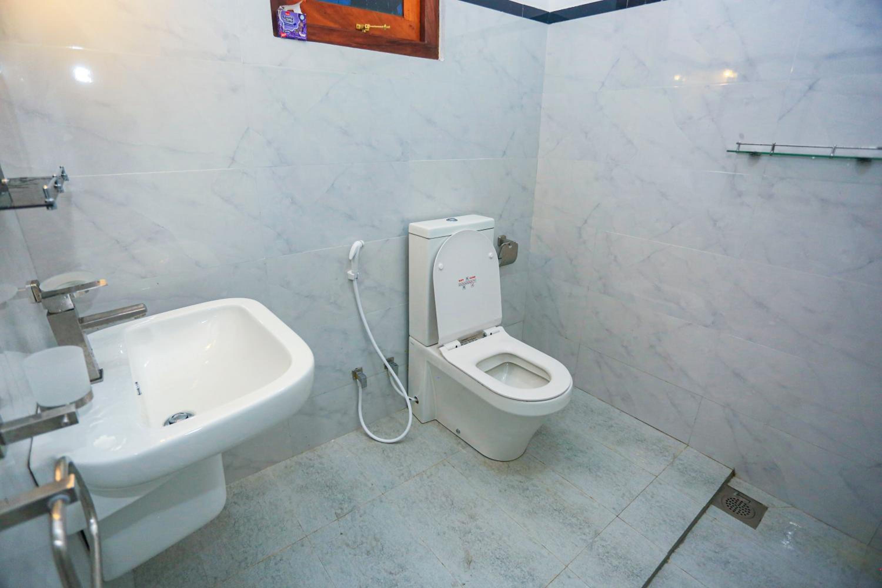 Life House Unawatuna