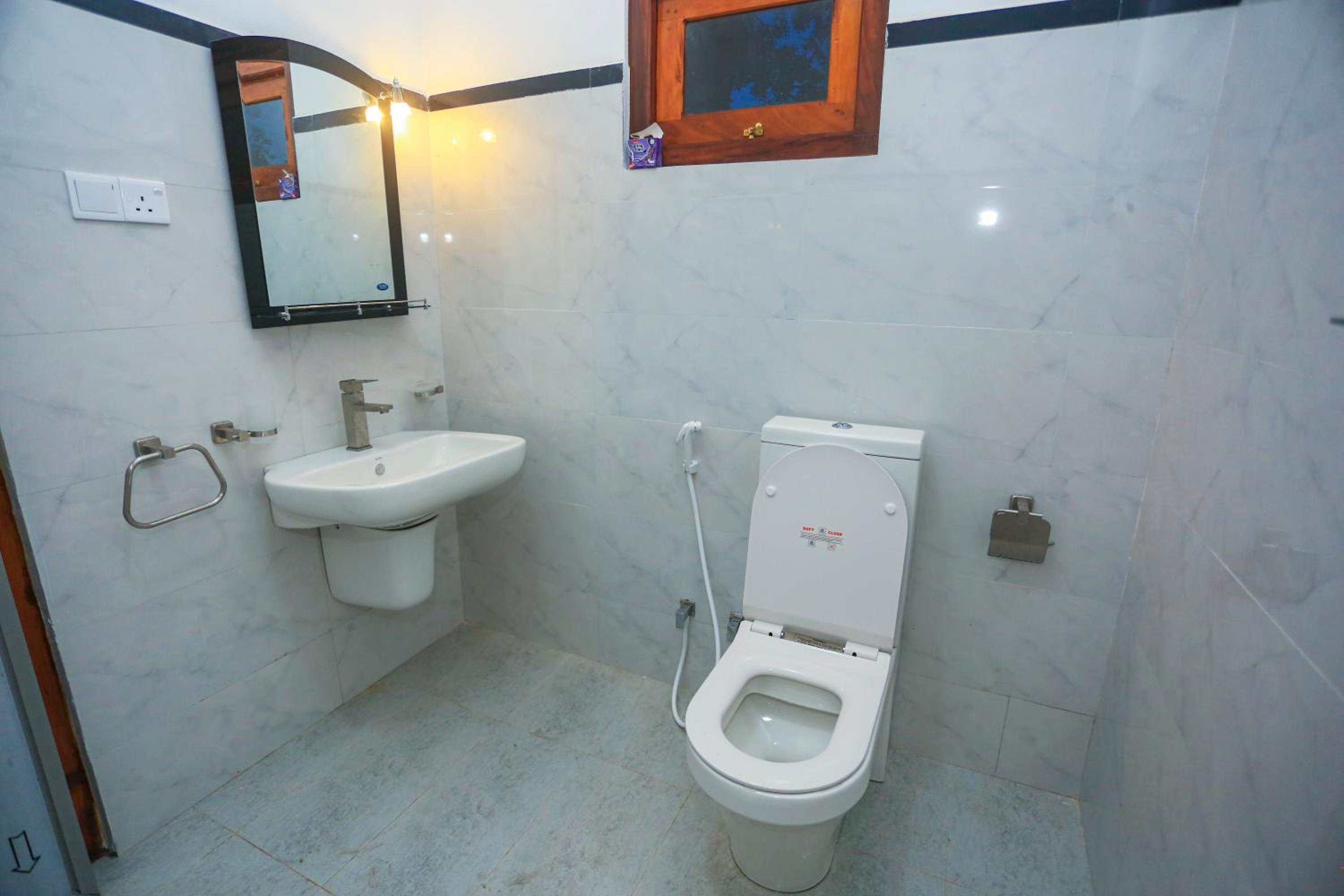 Life House Unawatuna