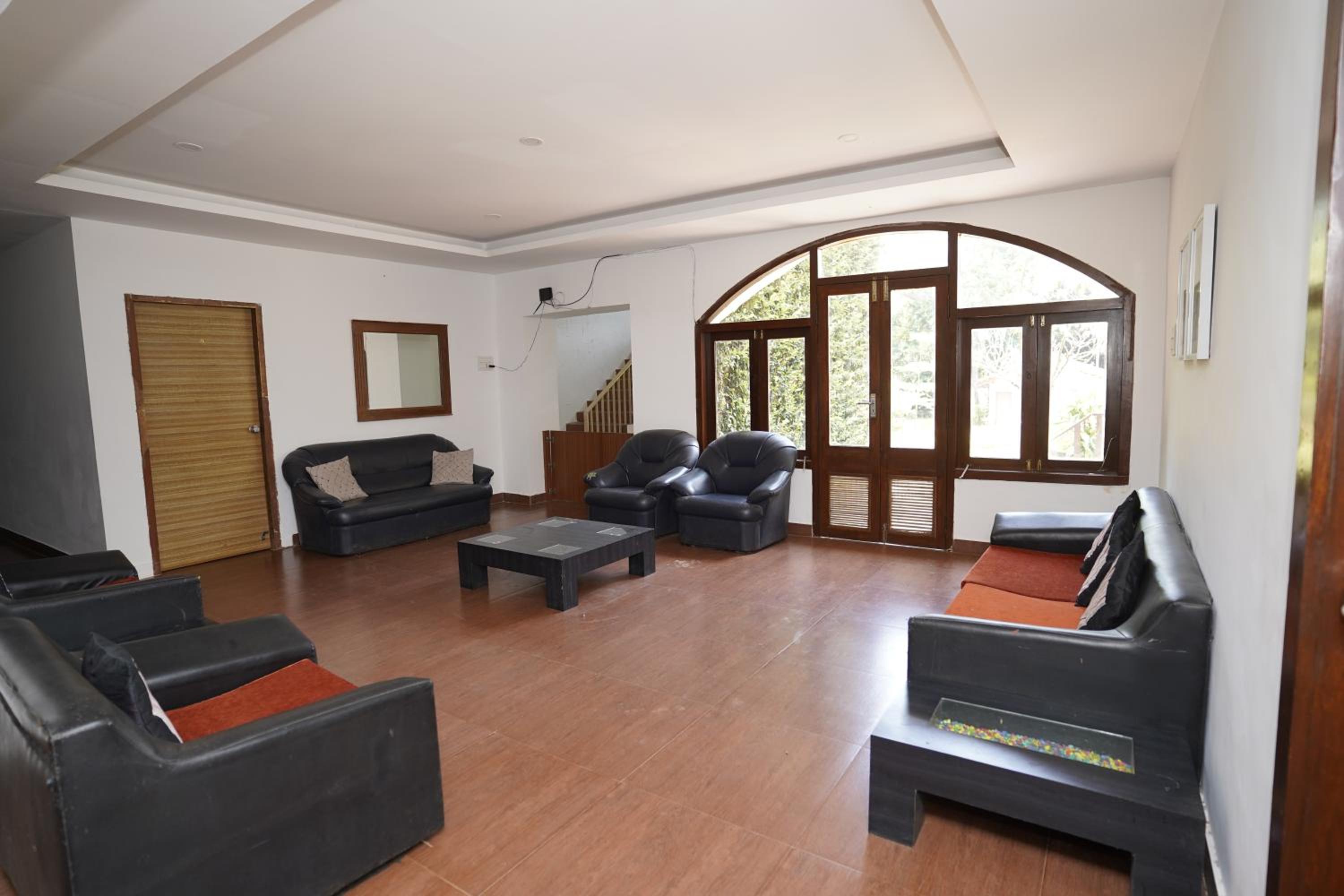 Zeenath Taj Gardens view 5
