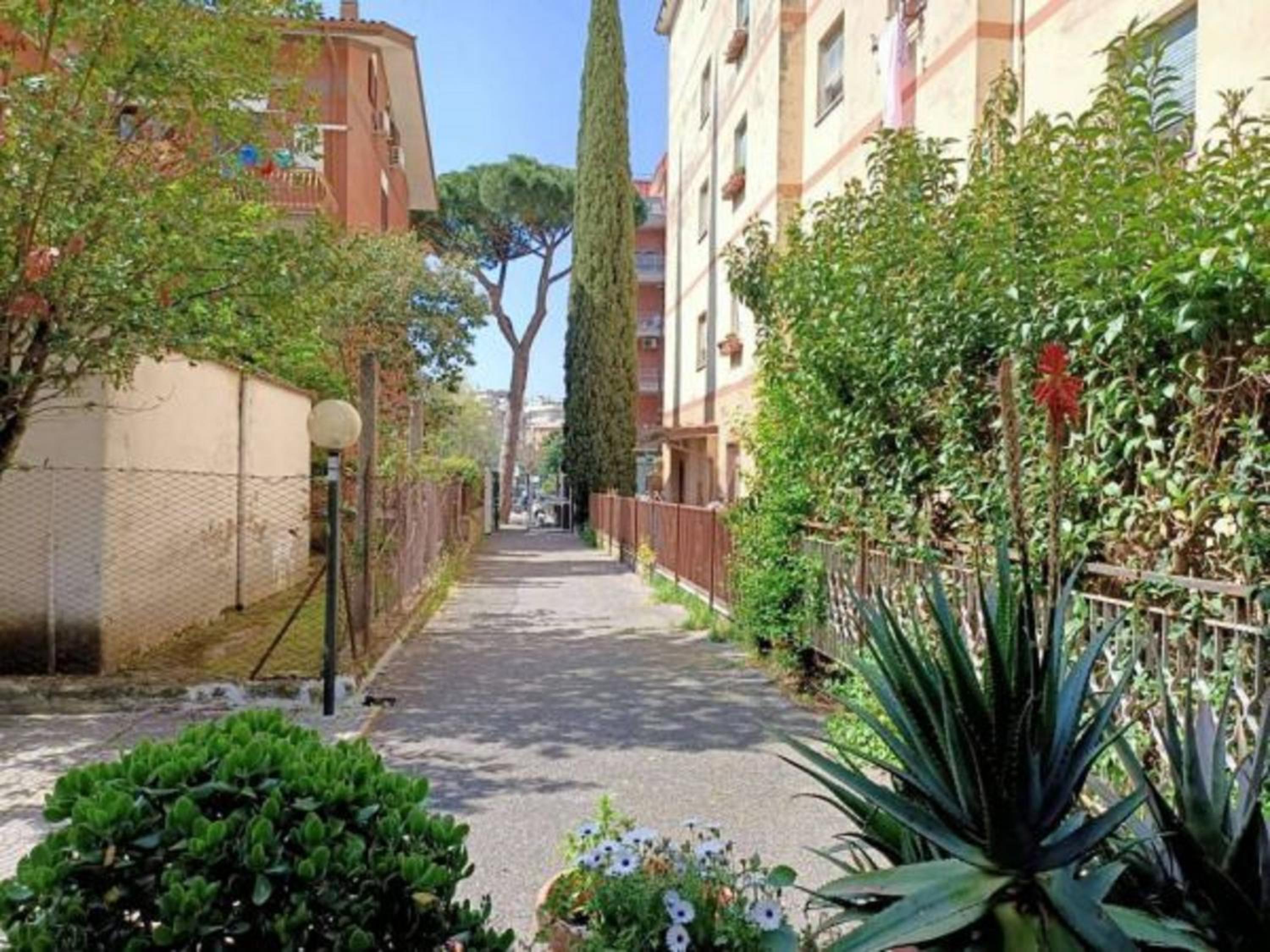 [ROME 15min]Modern Accommodation, Airport,Station,LinkHouseCiampino view 2