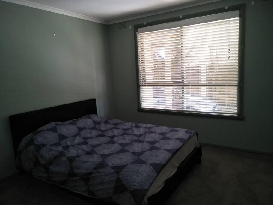 6 Bedrooms 11 Beds with Spacious City Park Views and Beach