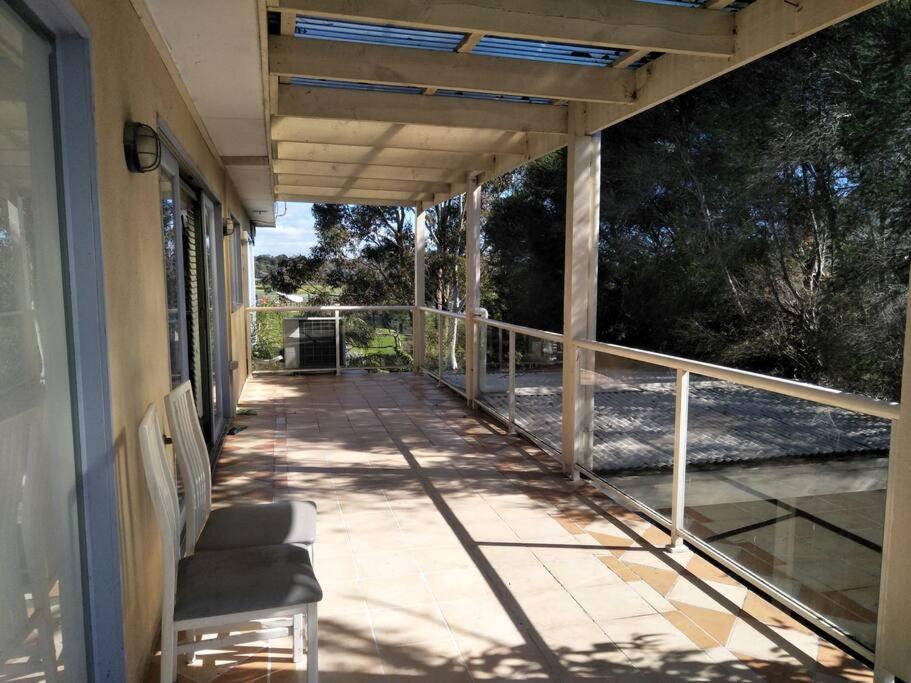 6 Bedrooms 11 Beds with Spacious City Park Views and Beach