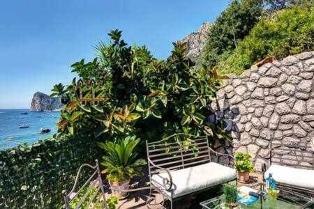 GOCCE VILLAS - Ginestra Frontbeach suite photo 2