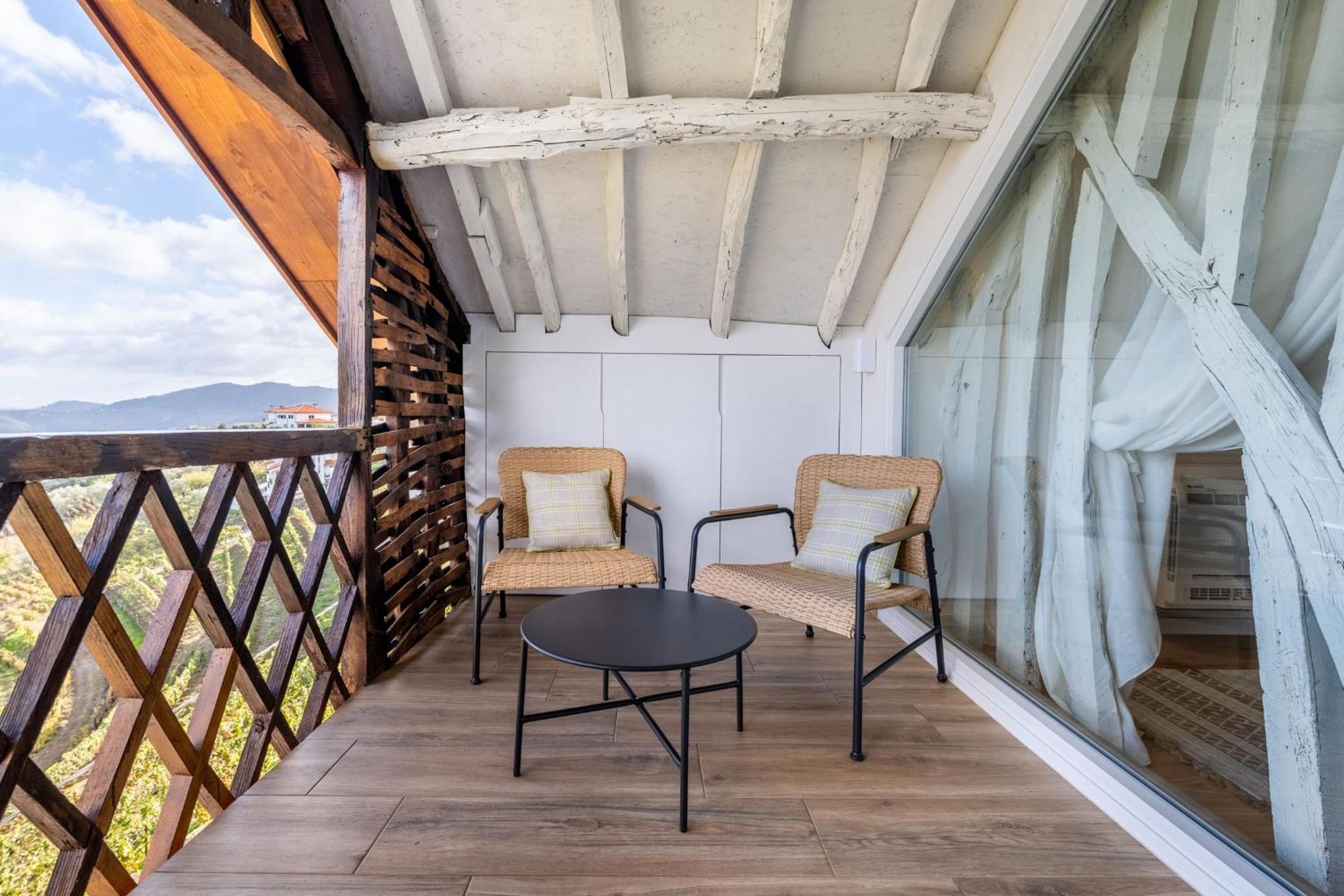 Casa da Ursa by LovelyStay