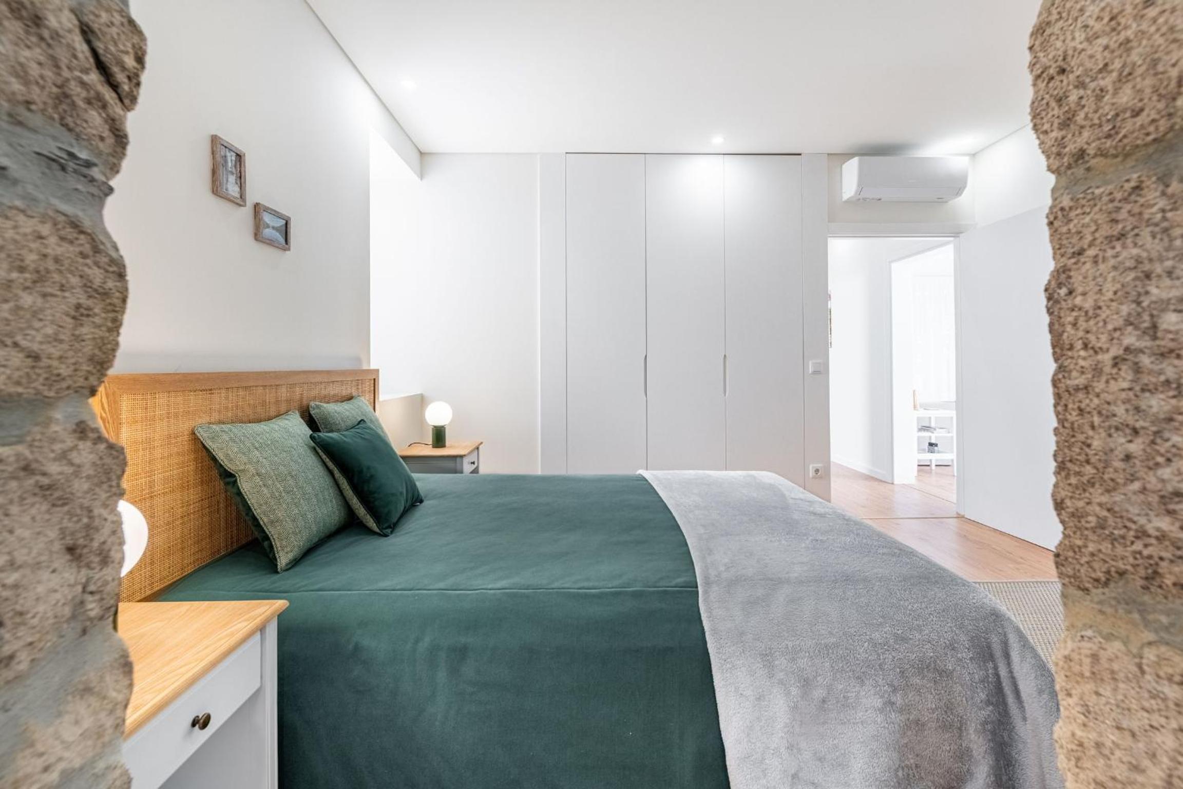 Casa da Ursa by LovelyStay