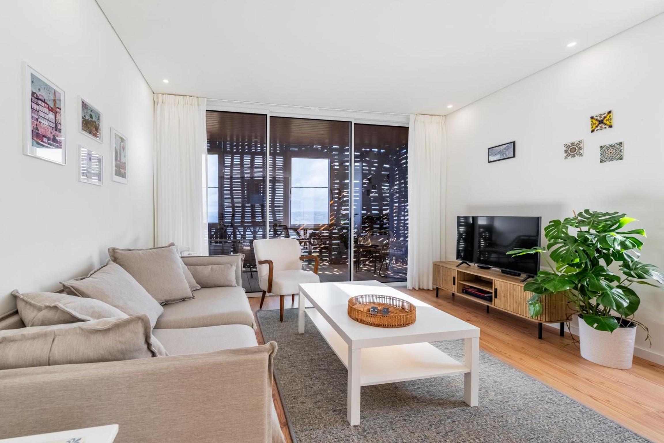 Casa da Ursa by LovelyStay