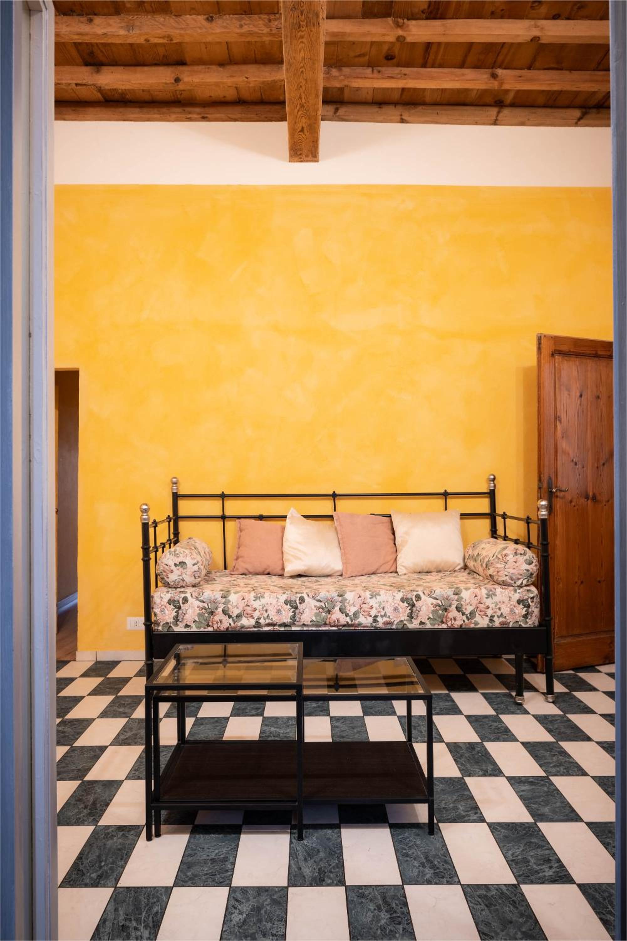 Novella House