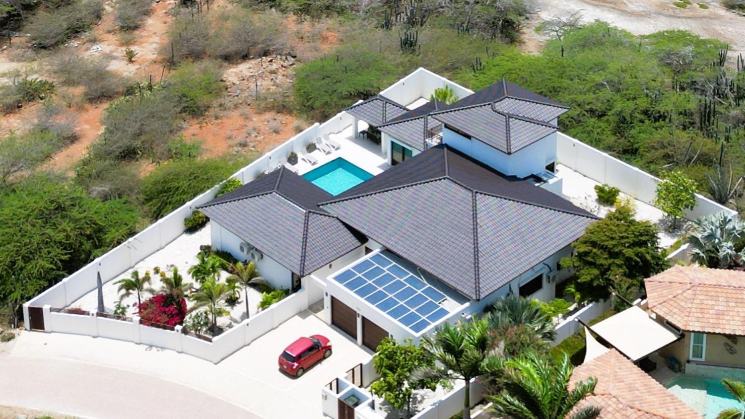 Arashi Palm Villa