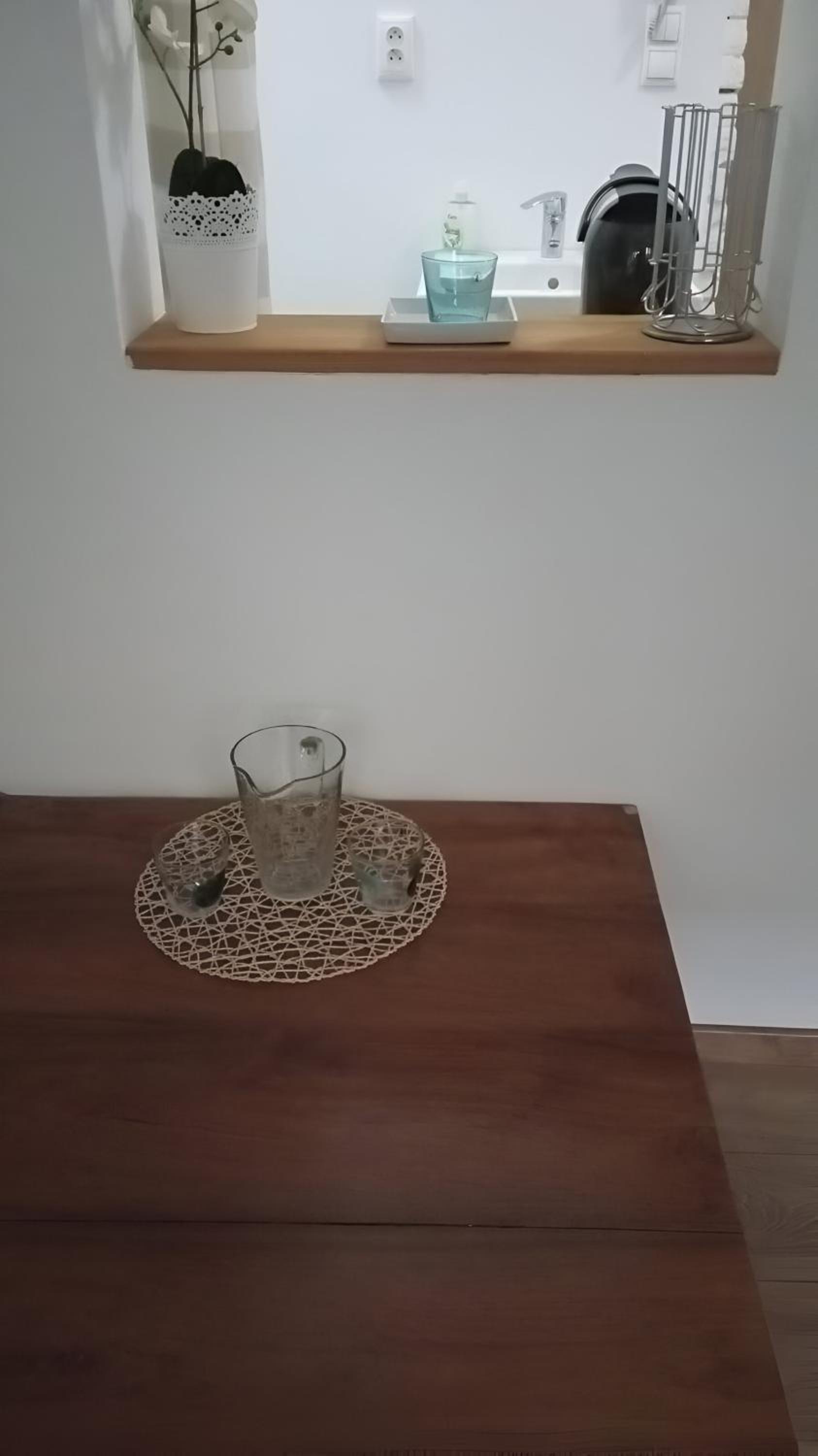 Cute City central old town location cozy view 5
