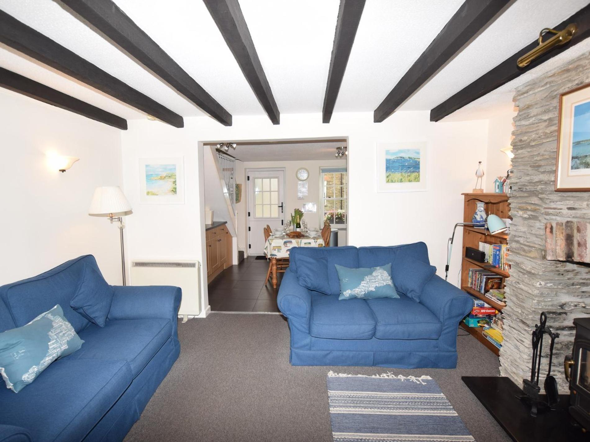 2 Bed in Wadebridge oc-kcott view 5