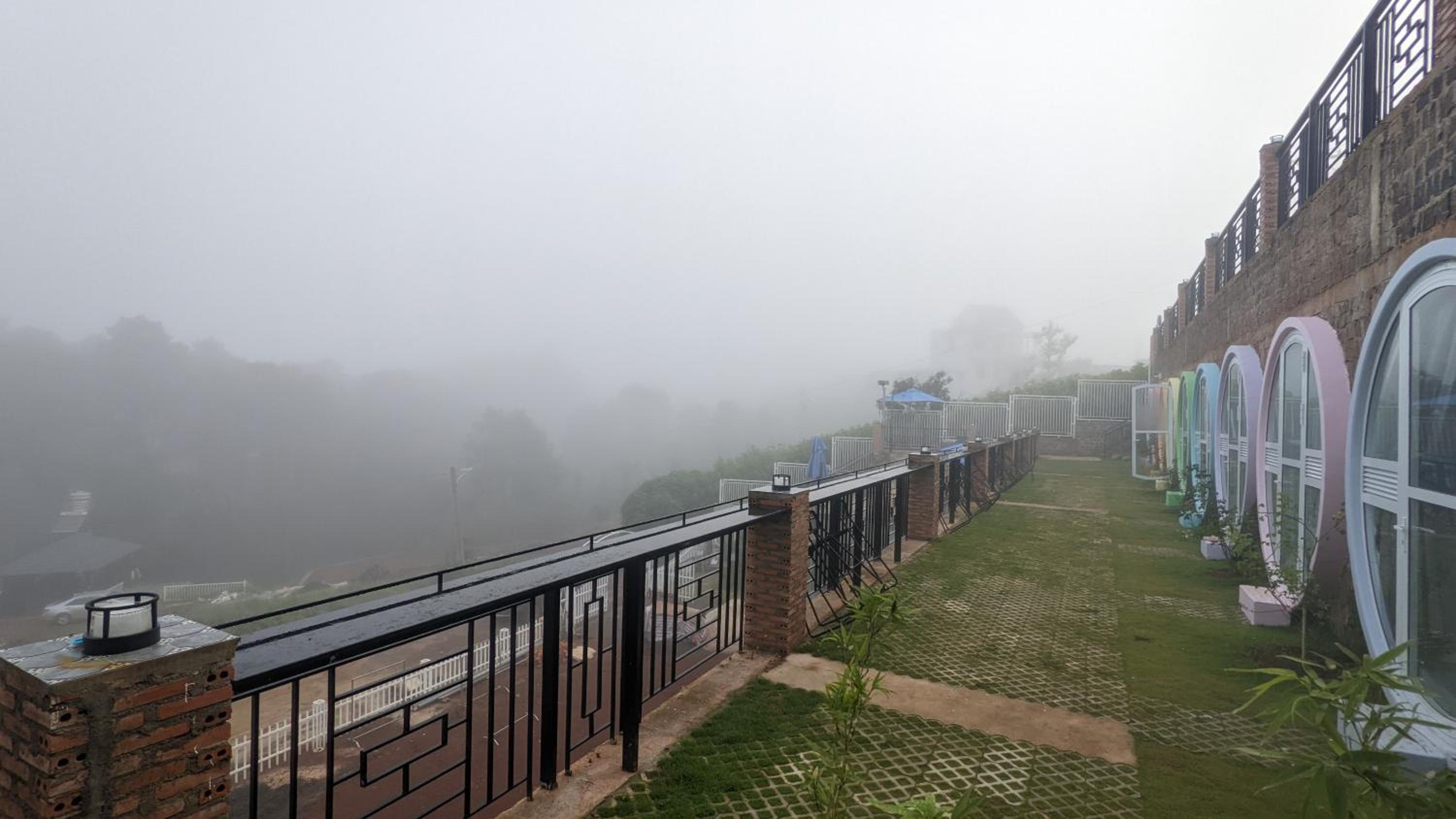 METRO HOMESTAY