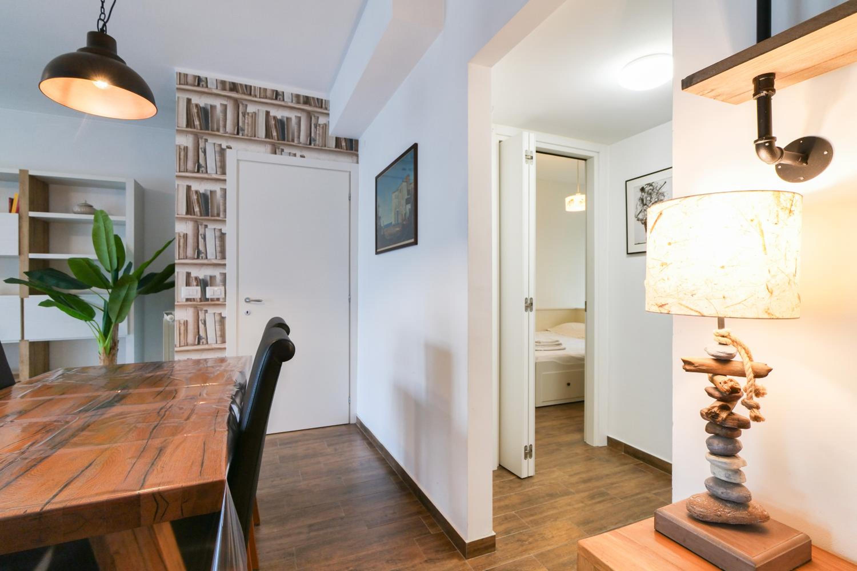 Mila Apartments Battista