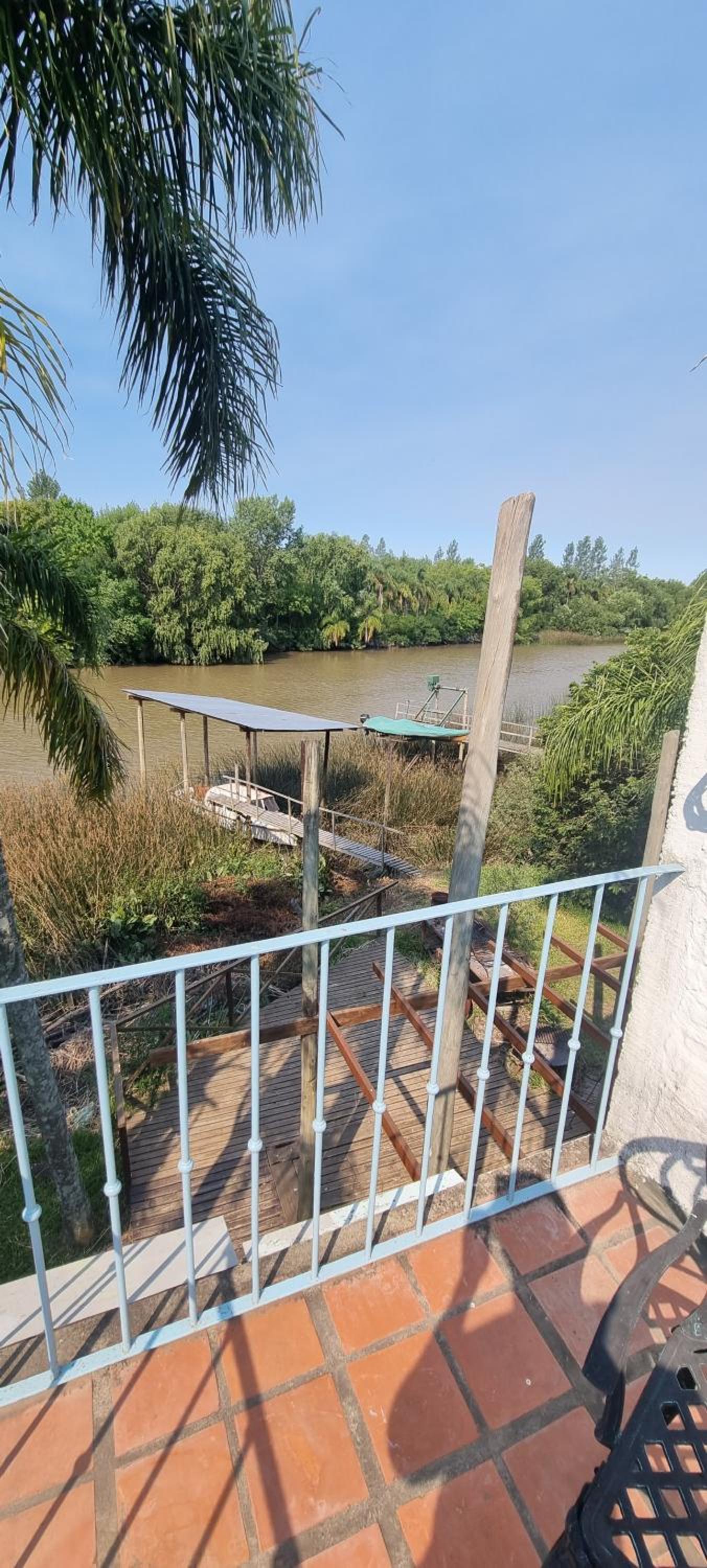 Hidden Island Hostel