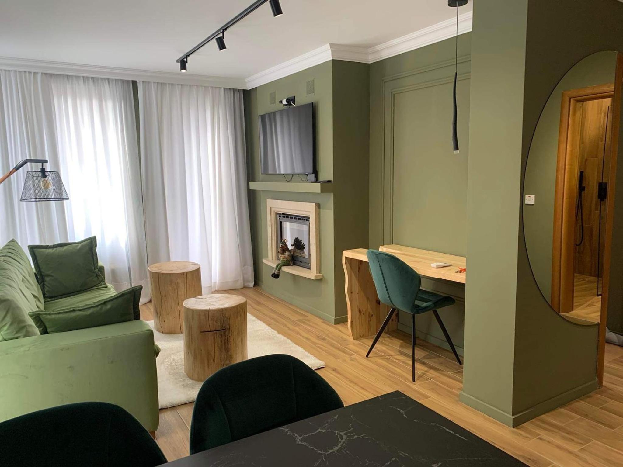 Luxury Green Apartment - up to 4 people