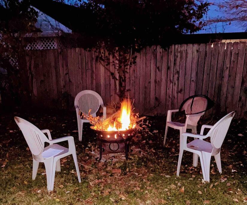 RJ’s retreat with fire pit view 4
