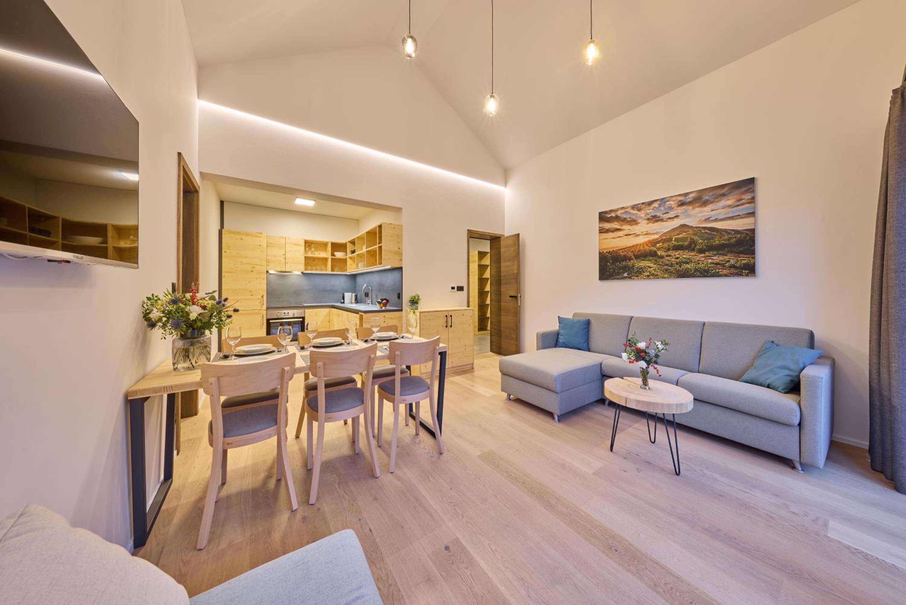 Krakonos Residence