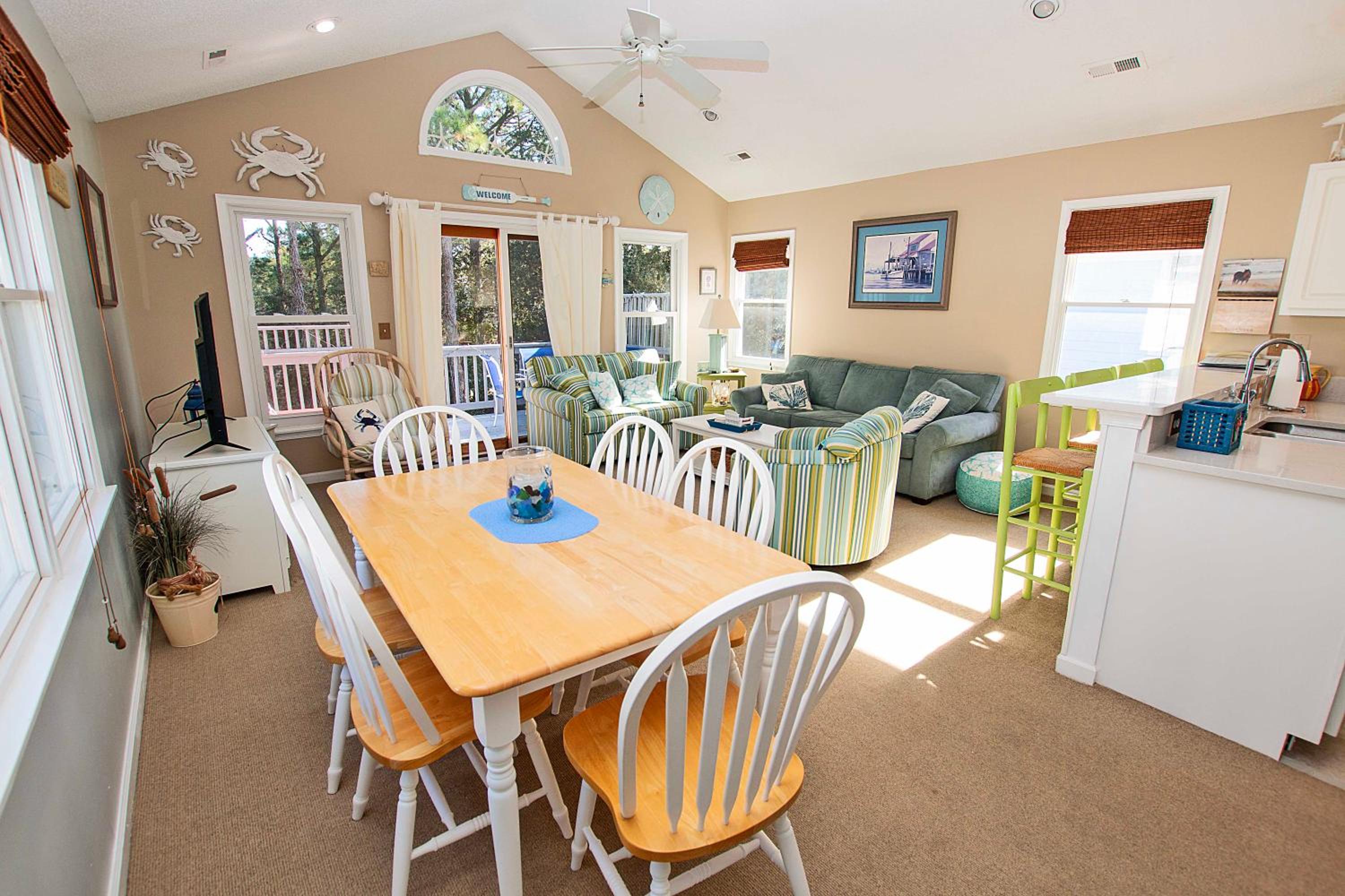 M11, Sandy Paws- Oceanside, Hot Tub, Community Amenities! view 4