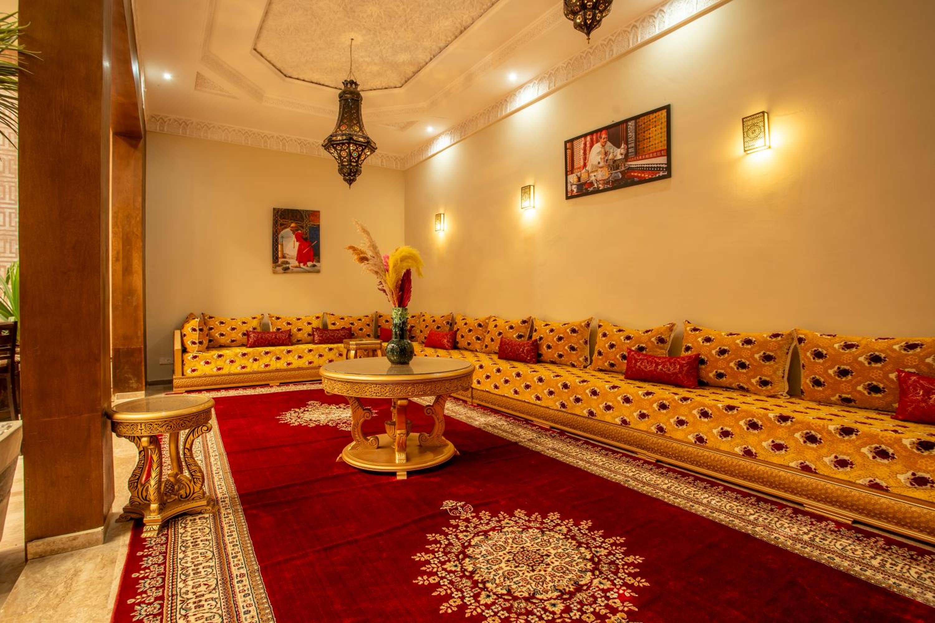 lounge