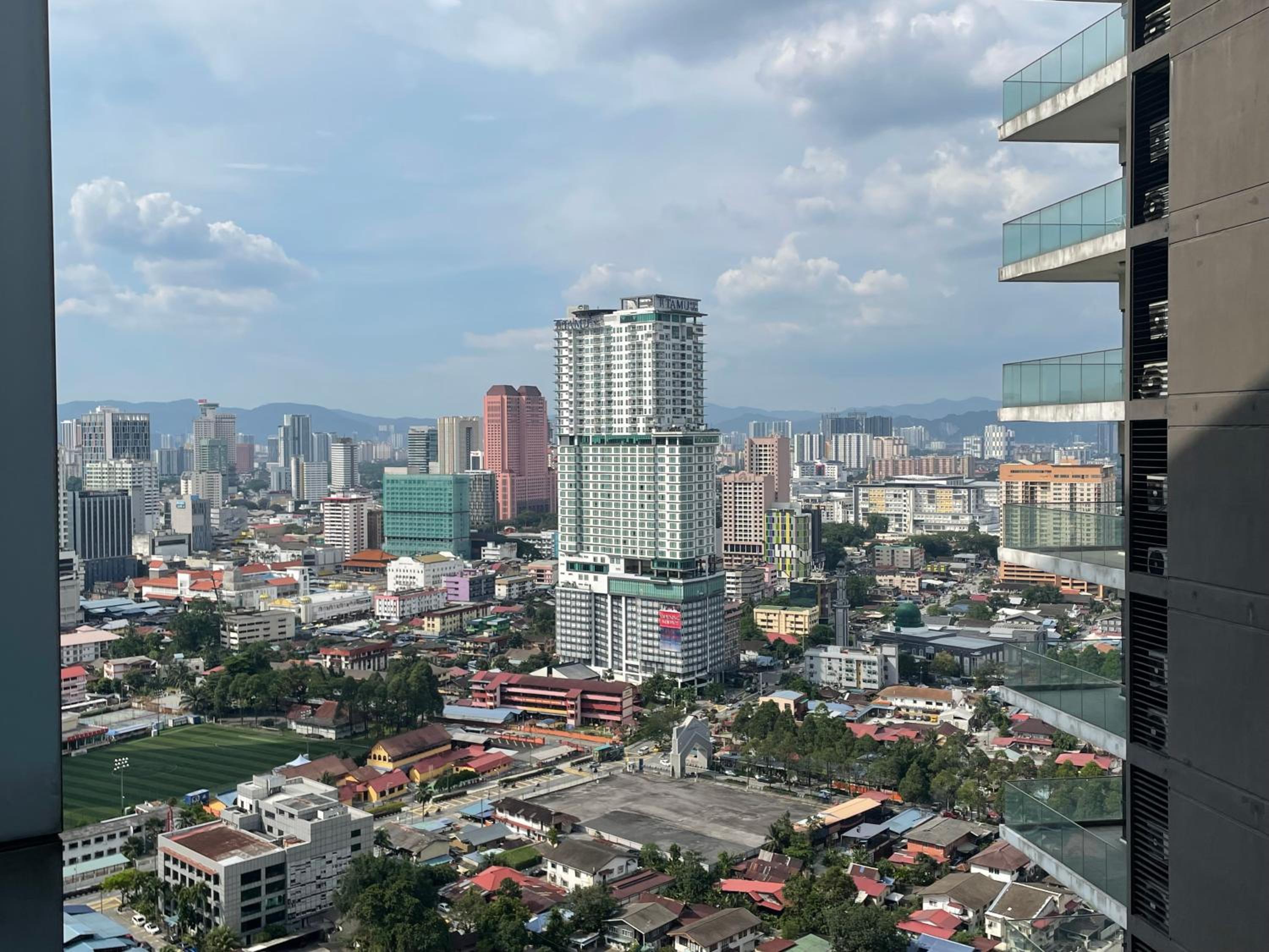 Summer Suits KLCC by Castle Classy