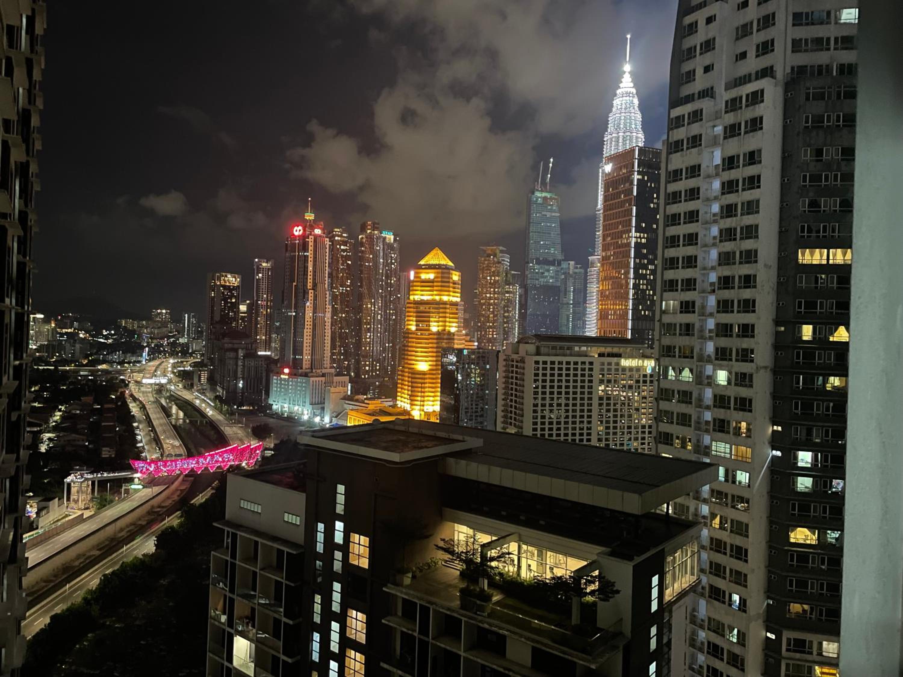 Summer Suits KLCC by Castle Classy