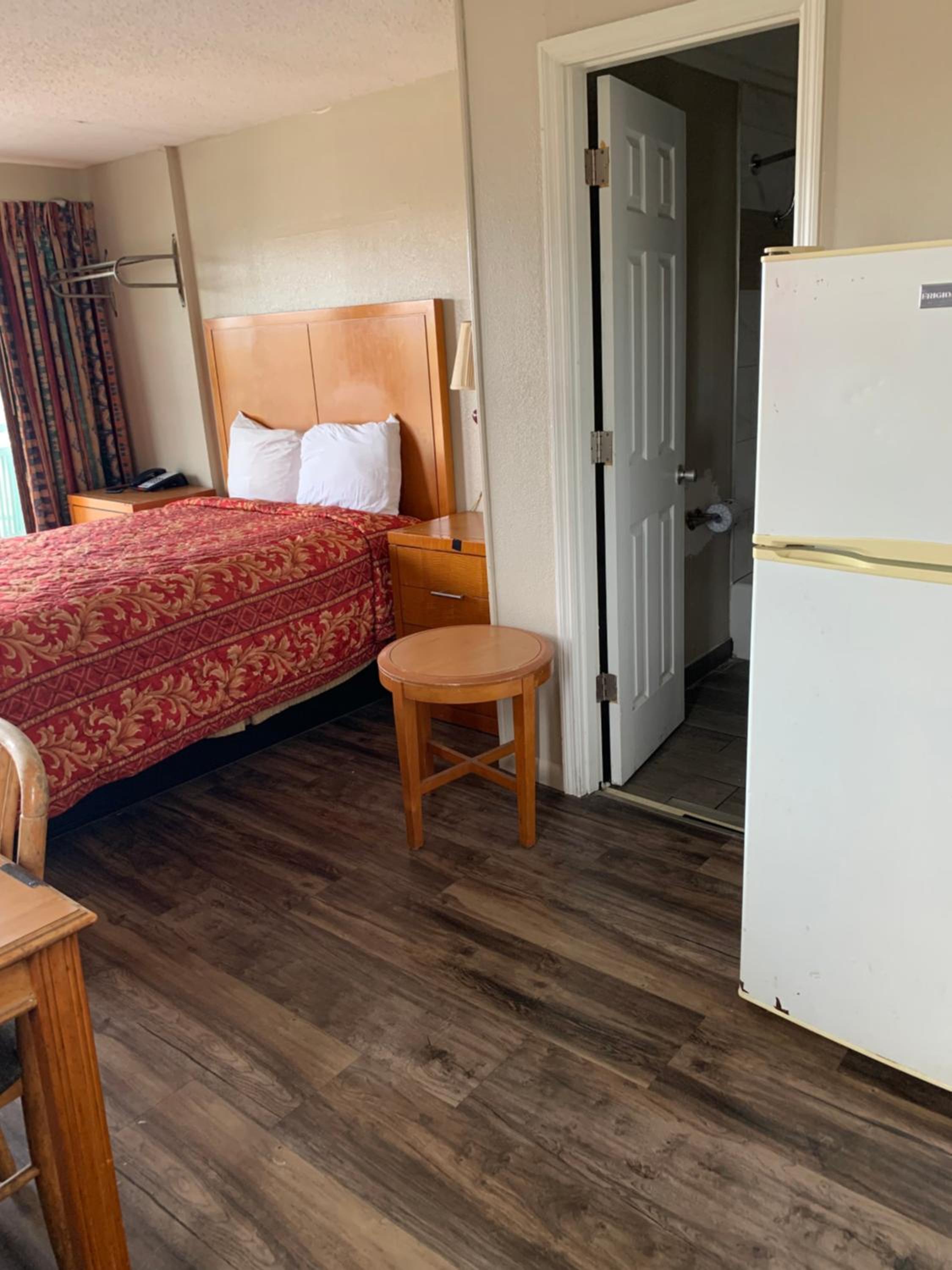 Wayfarer Motel