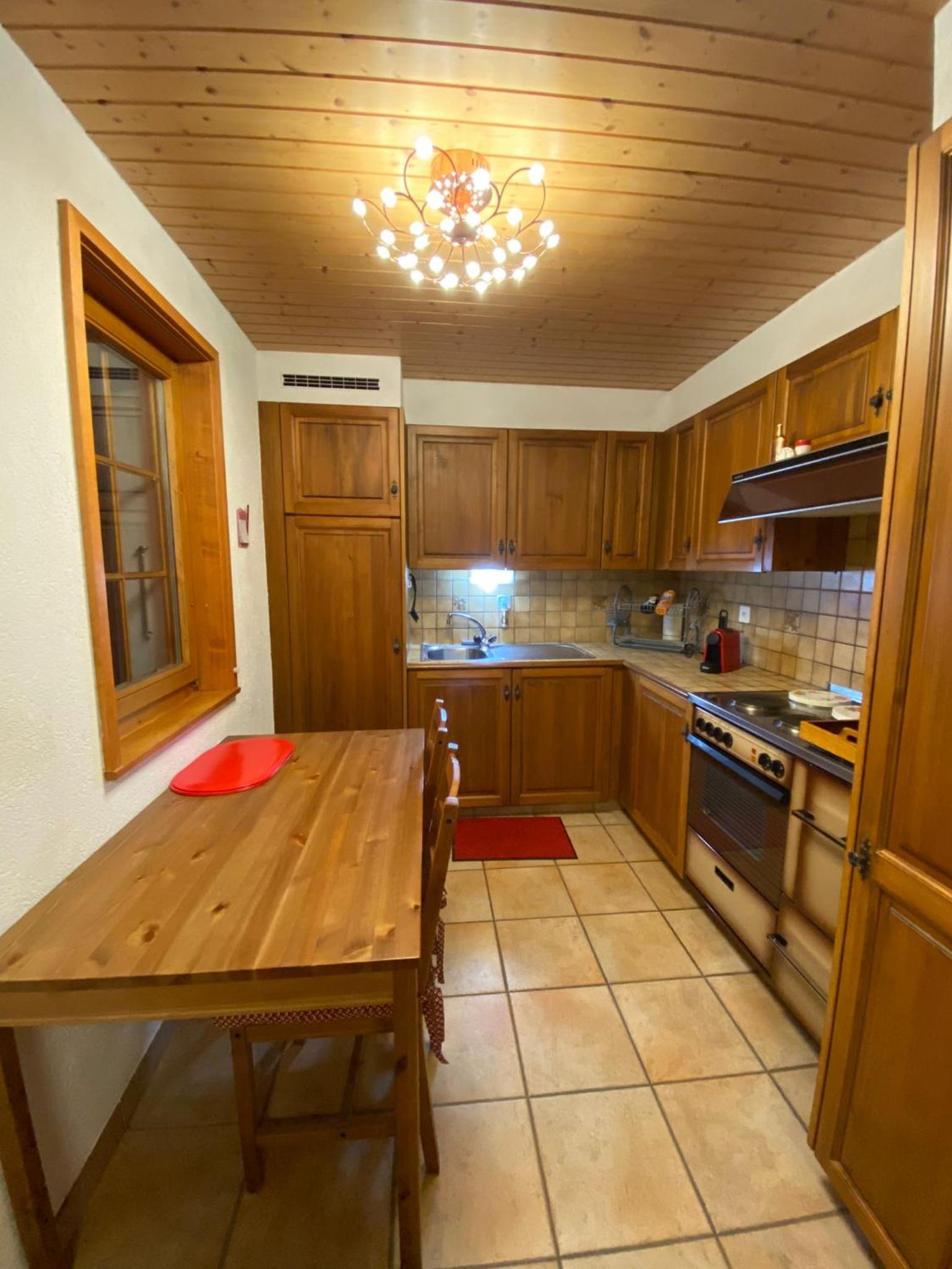 Chalet Rustique à La Tzoum'