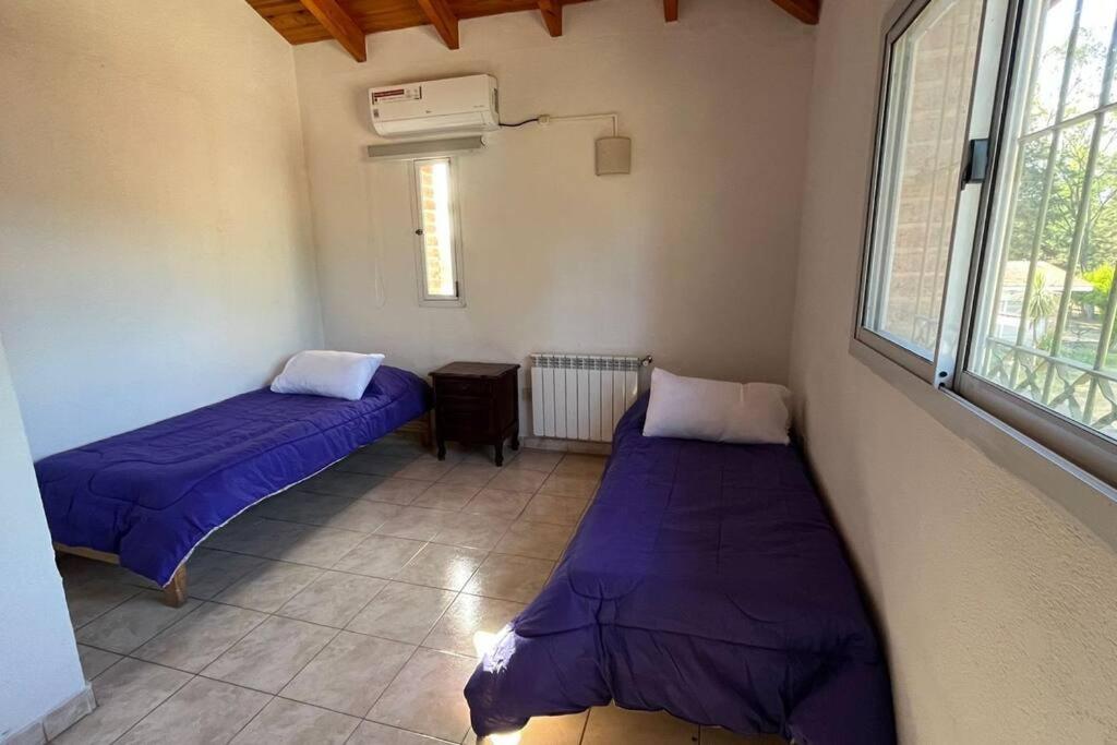 Cosquín Casa a metros del río con pileta - Hasta 12 personas