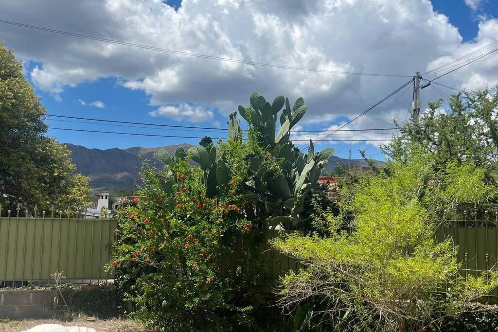 Cosquín Casa a metros del río con pileta - Hasta 12 personas