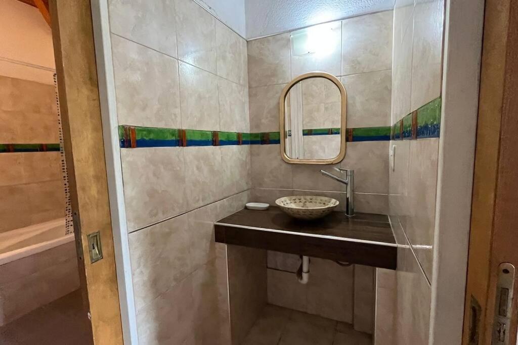 Cosquín Casa a metros del río con pileta - Hasta 12 personas