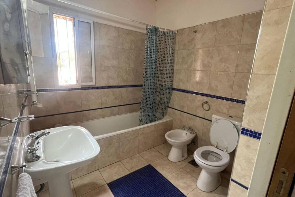 Cosquín Casa a metros del río con pileta - Hasta 12 personas