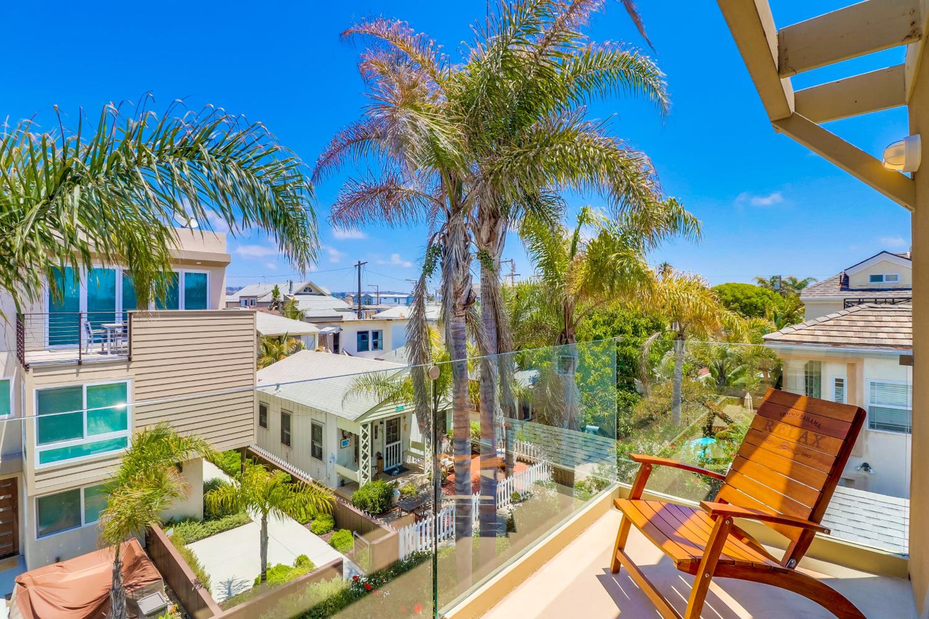Beach Oasis - Rooftop, Steps2Sand and Water Views view 2