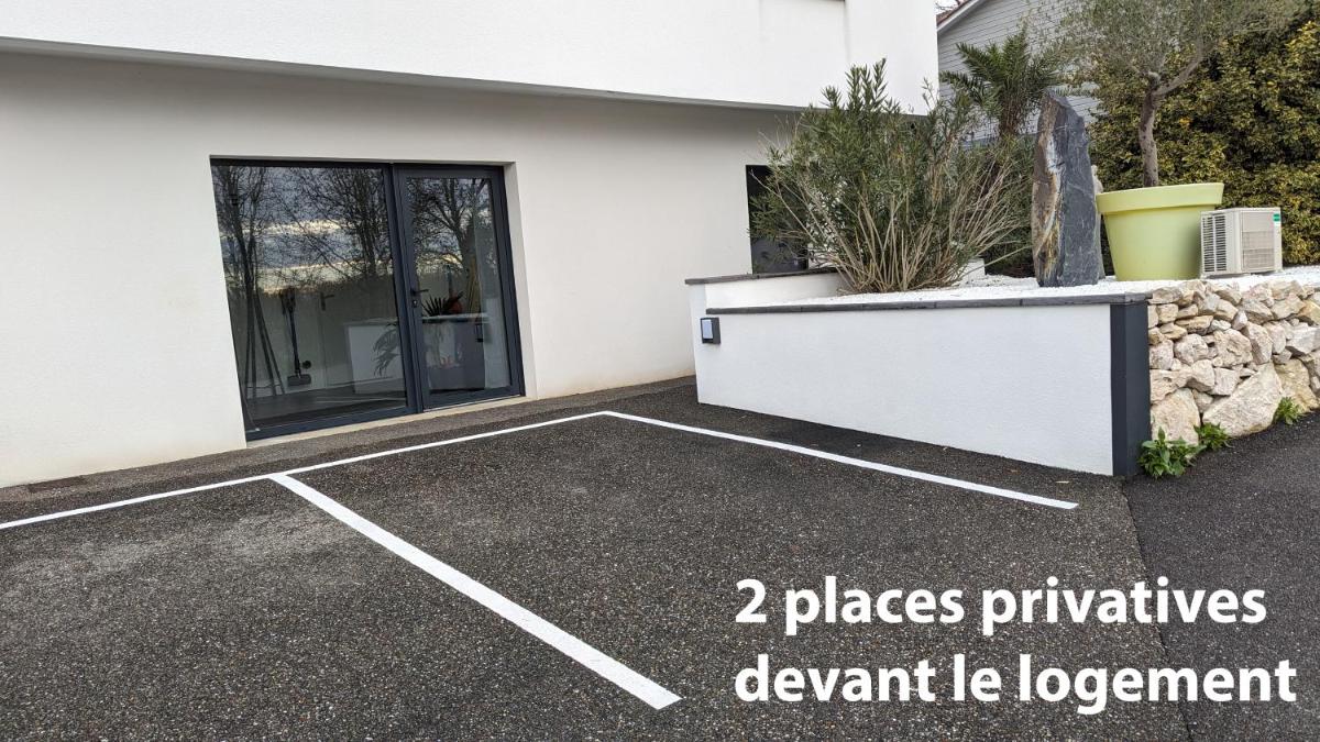 Loft Zen SPA Balneo Parking Sauna Hammam Billard view 5