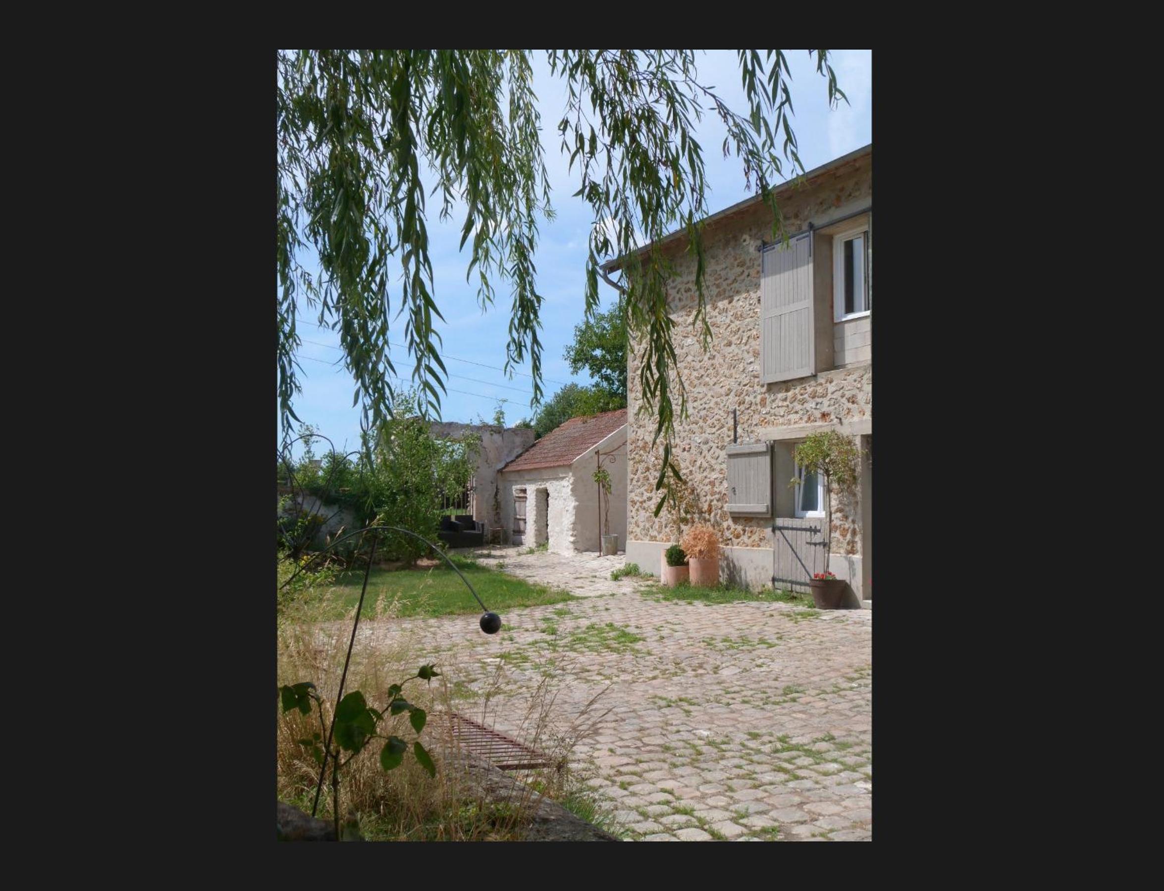 Photo 45